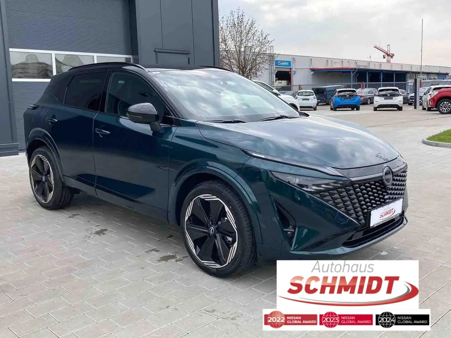 Nissan Qashqai 1.3 DIG-T XTronic N-Design Komfort+ Grün - 1