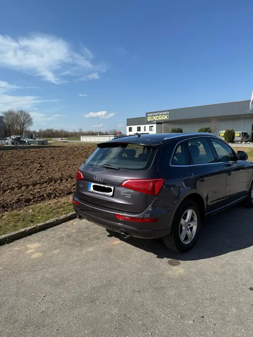 Audi Q5 3.0 V6 tdi quattro s-tronic - 2