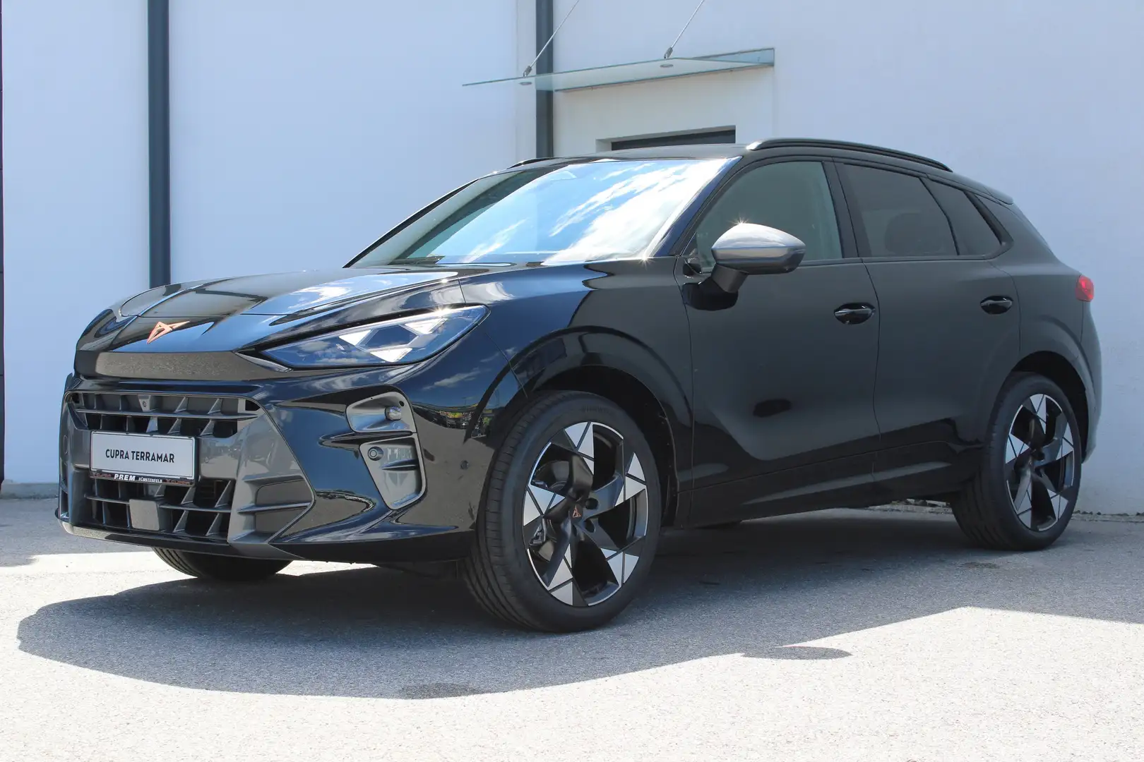CUPRA Terramar 1.5 e-TSI 150 PS DSG mit vielen Extras! Schwarz - 2