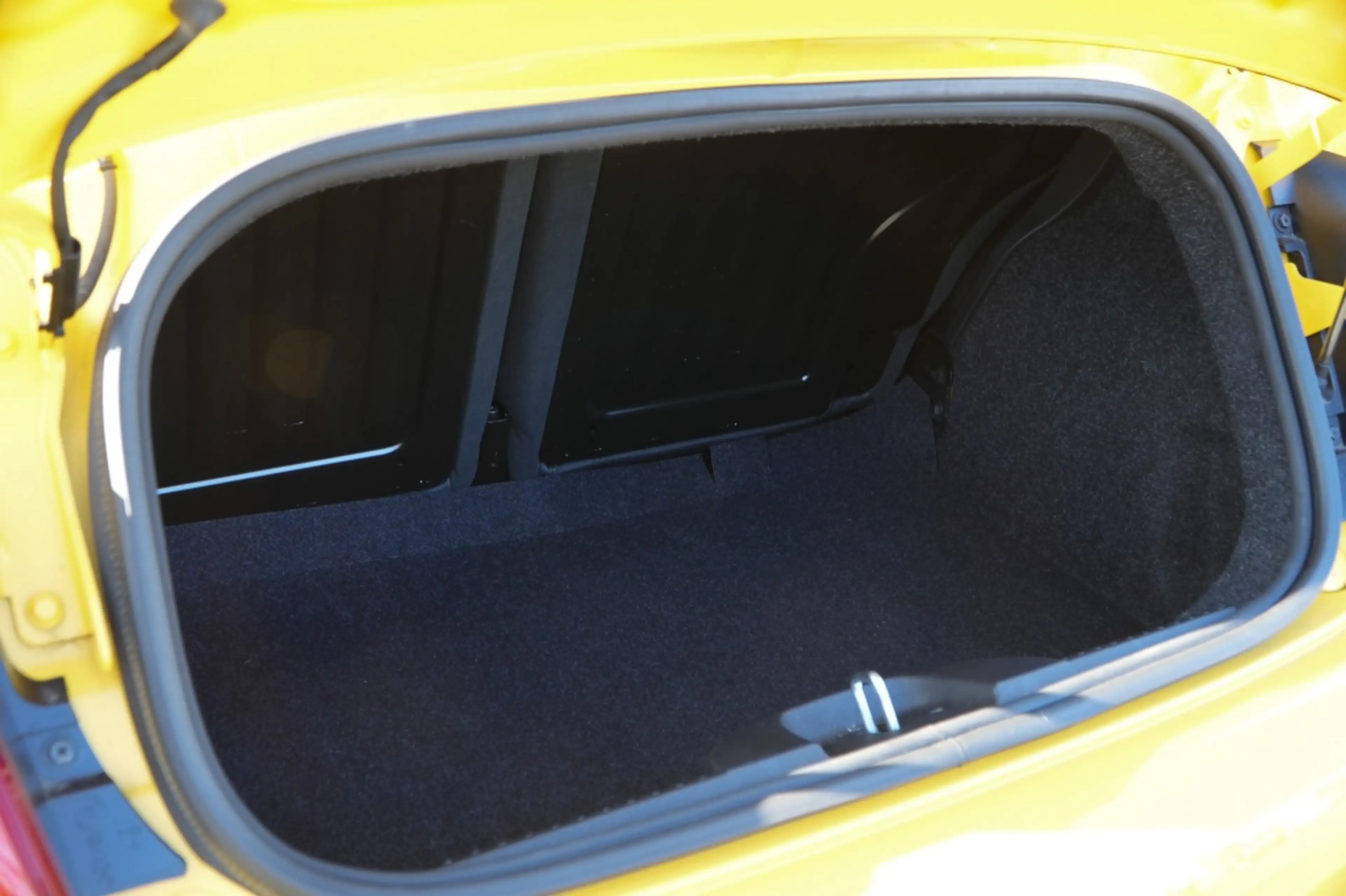 Abarth 595C 1.4 T-Jet I 165 Turismo 70th Anniversary — photo 24