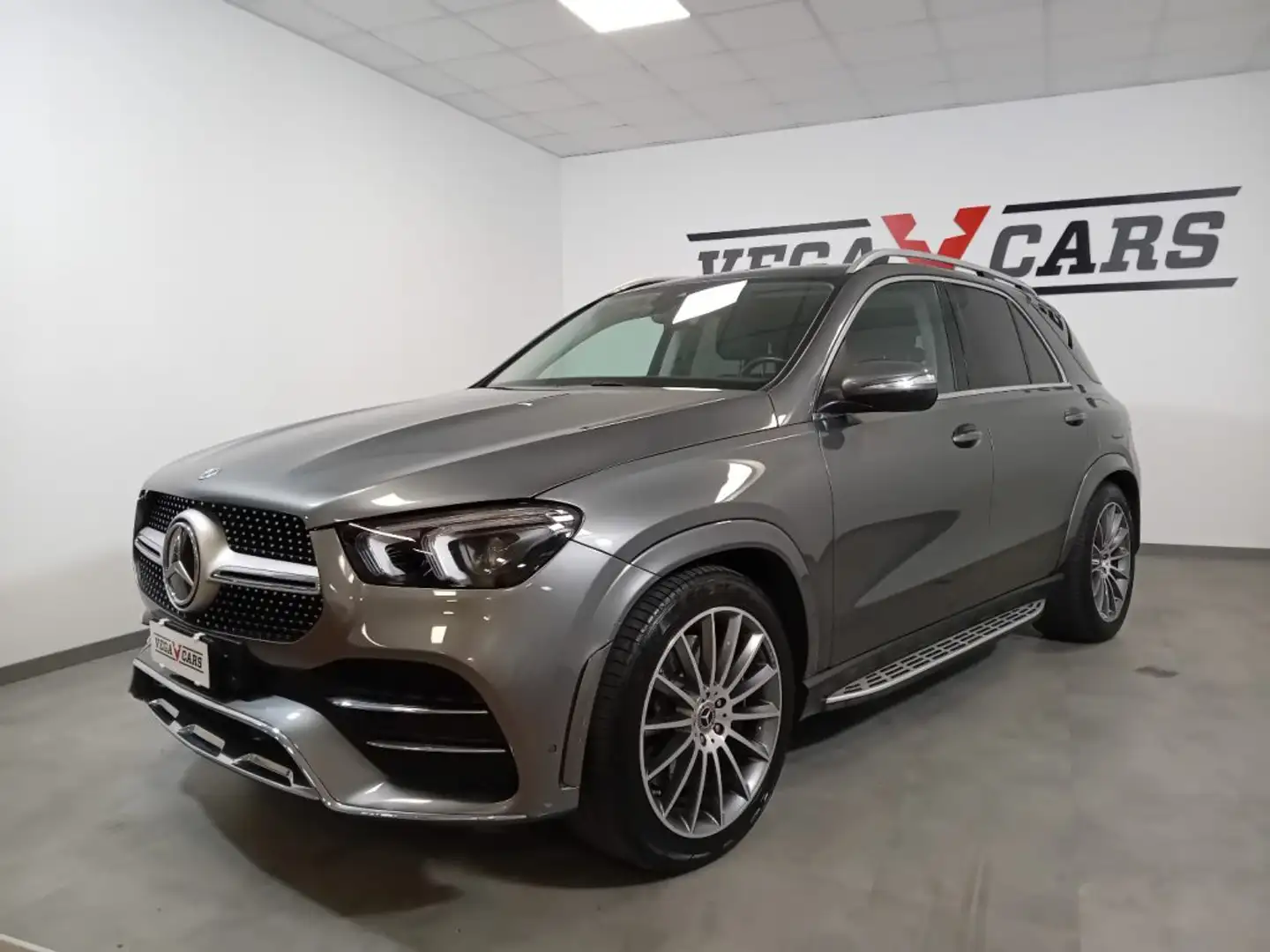 Mercedes-Benz GLE 350 de hybrid EQ 4Matic AMG Line Premium Plus Grau - 1