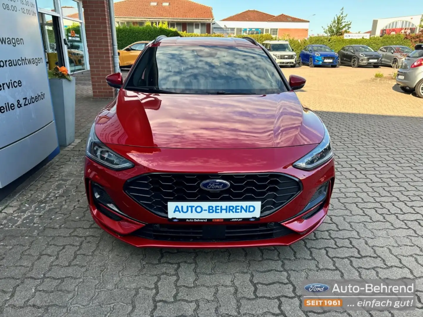 Ford Focus Turnier ST-Line Automatik Allwetter el.Heckklappe Rouge - 2