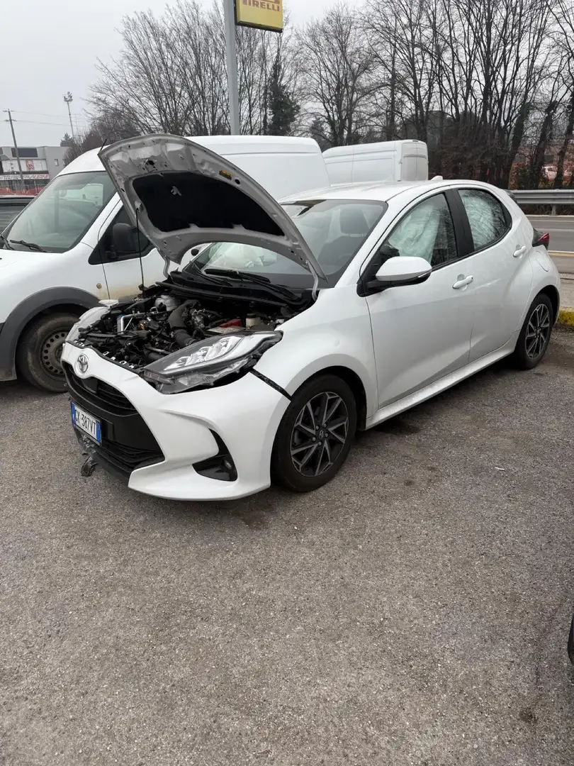 Toyota Yaris 5p 1.3 Sol Blue - 2