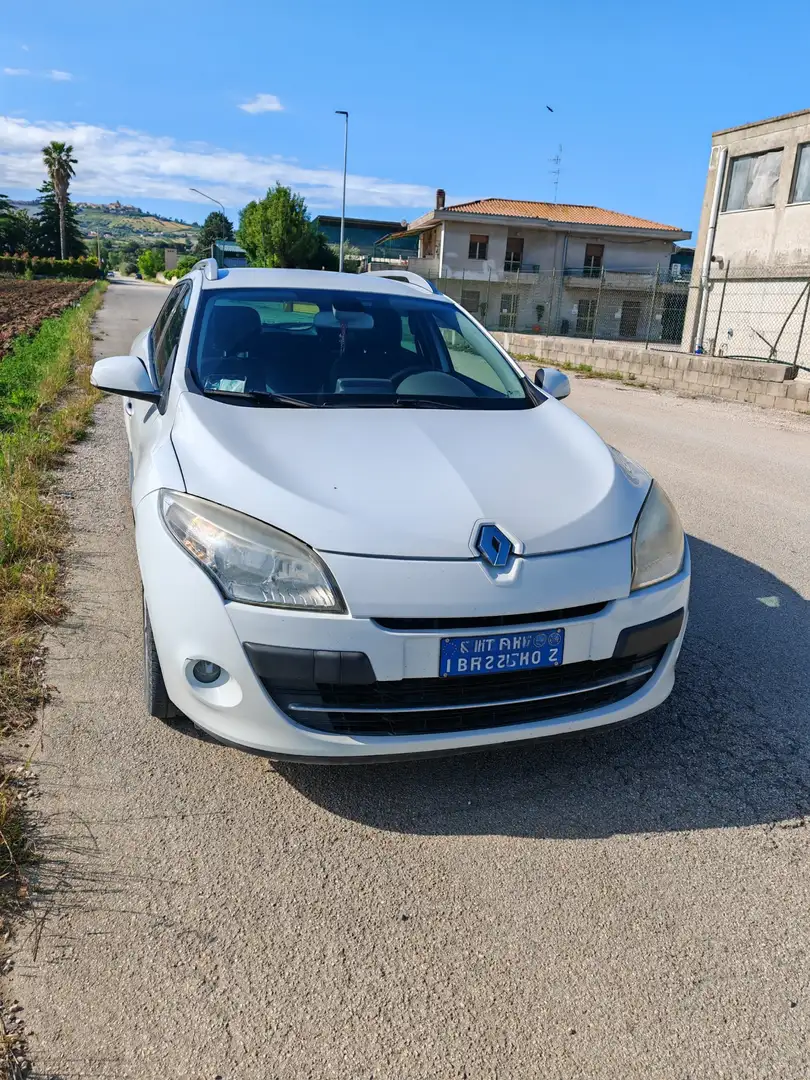 Renault Megane SporTour 1.5 dci Luxe TomTom 110cv fap - 1
