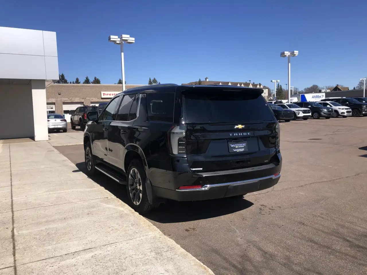 Chevrolet Tahoe снимка Chevrolet Tahoe