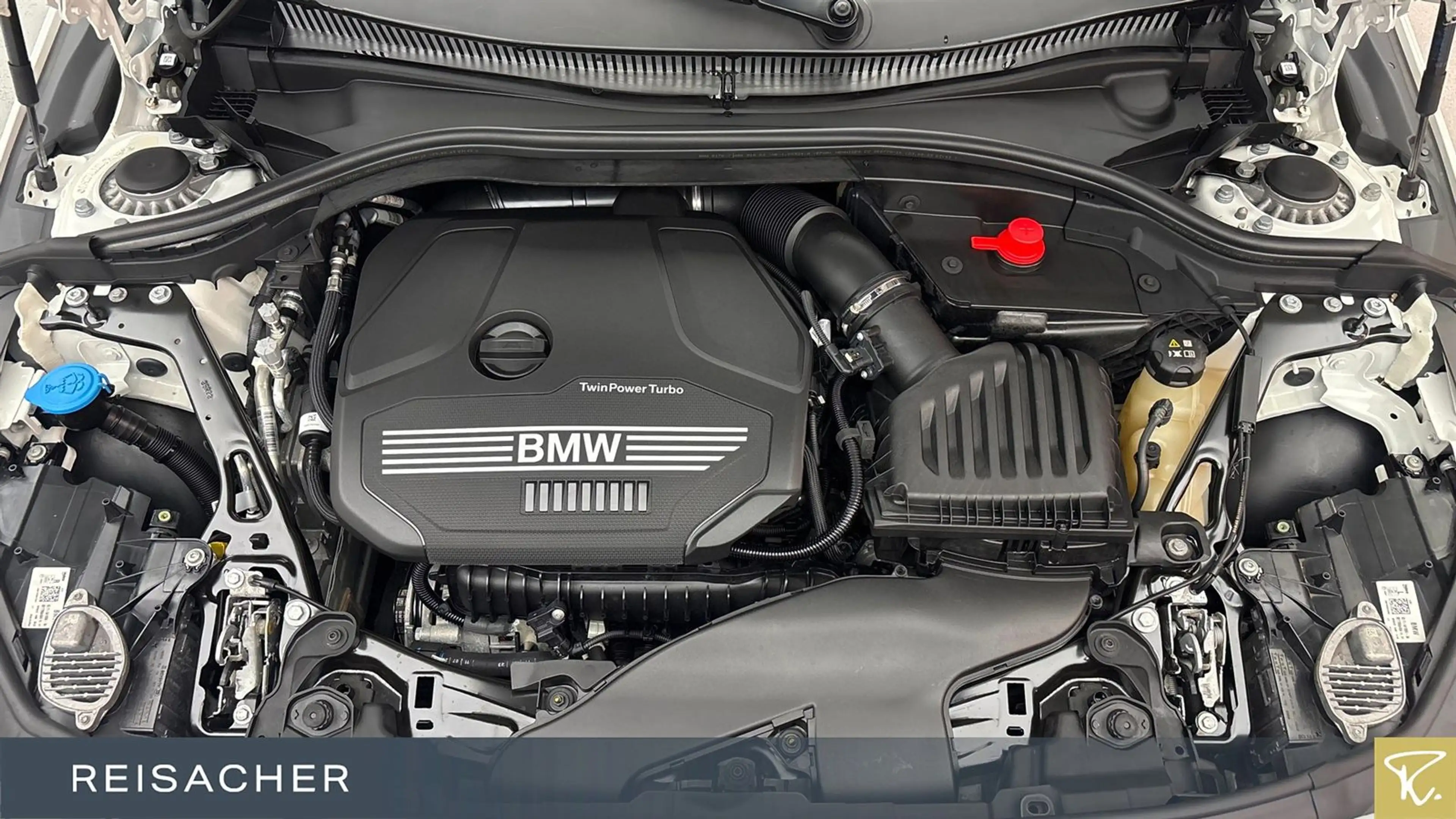 BMW 118 iA Advantage DKG LCProf LED Tempomat SH — photo 7