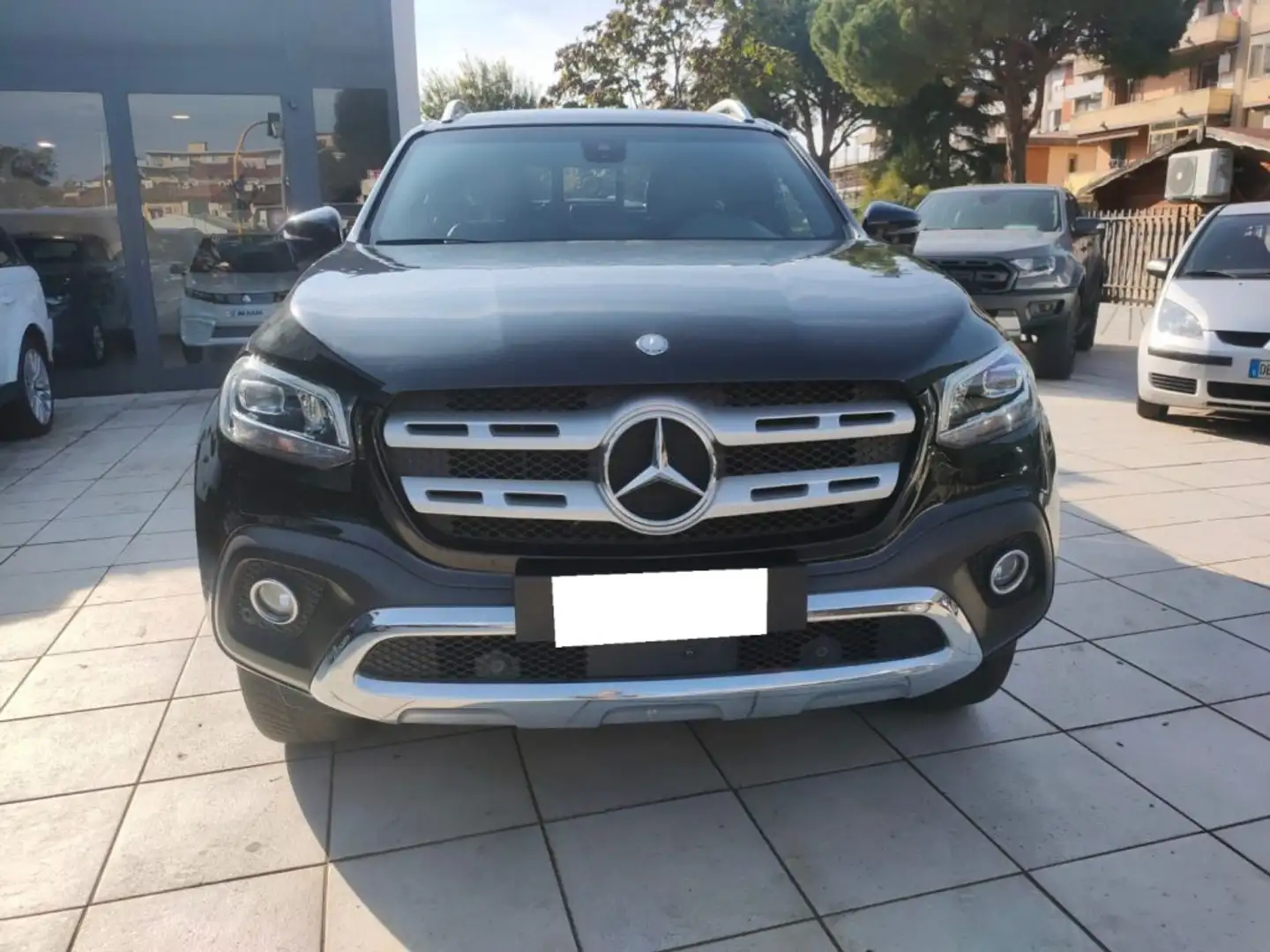 Mercedes-Benz X 250 d 4Matic Aut. Doppia Cabina Progressive Business Negru - 2