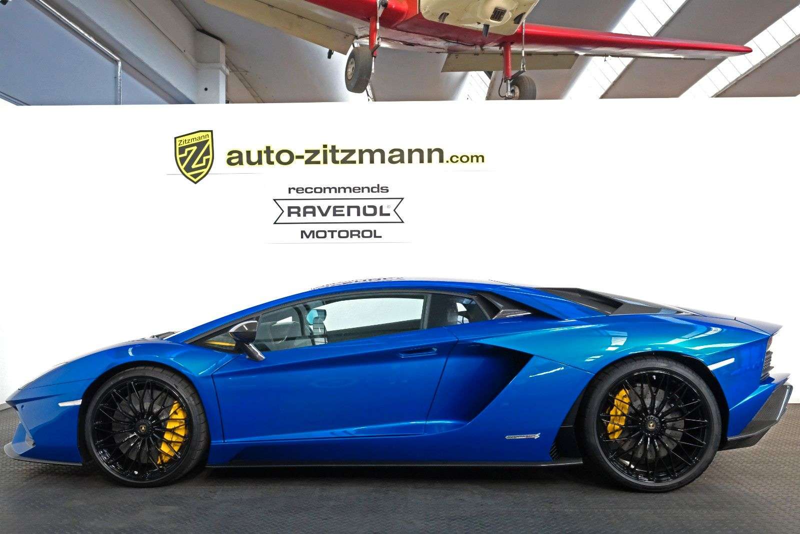 Lamborghini Aventador