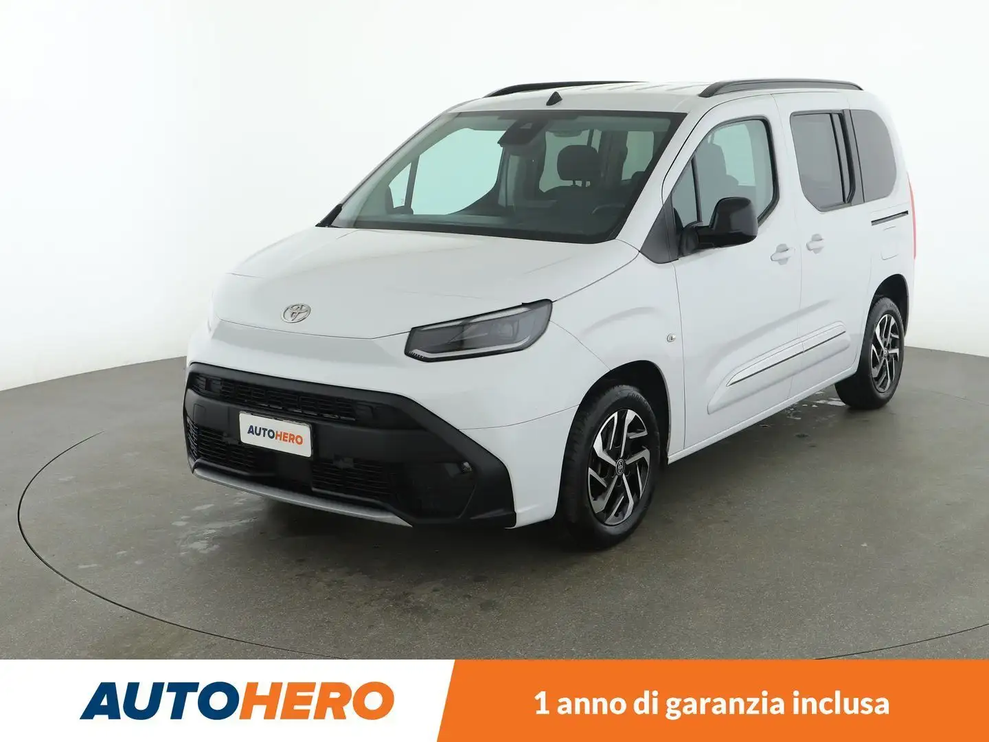 Toyota Proace City 1.2 Turbo L1 Executive 110 CV Bianco - 1