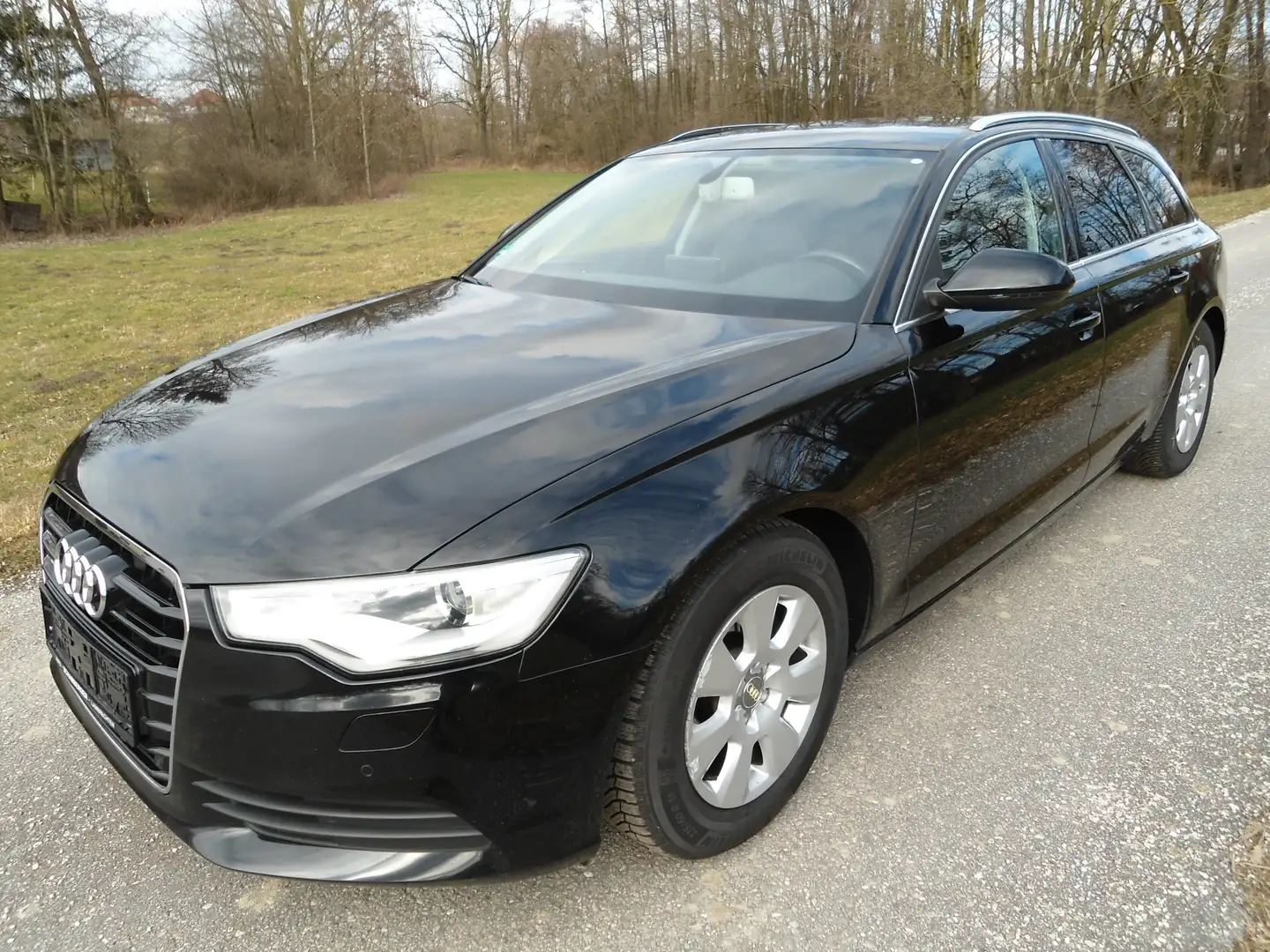 Audi A6 2.0 TDI Schwarz - 1