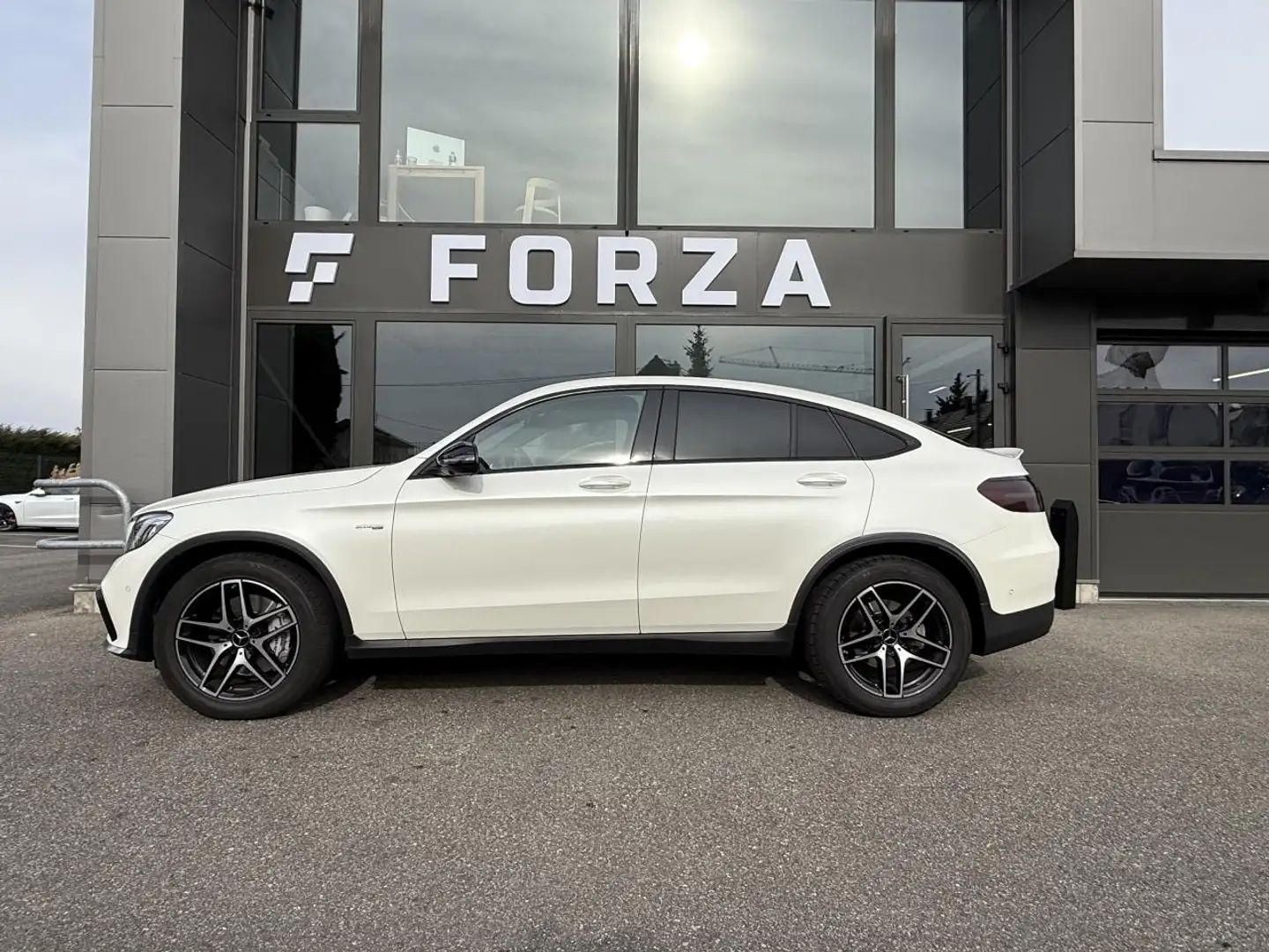 Mercedes-Benz GLC 43 AMG Coupé 43 - BVA 9G-Tronic COUPE - C253 AMG 4-Matic Blanc - 2