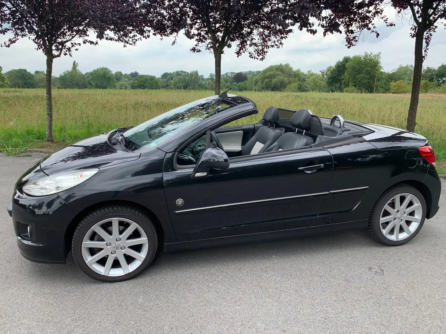 Peugeot 207 CC 1.6 Cabrio *Sonder-Edition: ROLAND GARROS ! Schwarz - 1