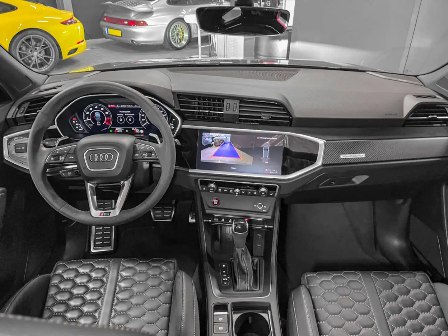 Audi RS Q3 10 YEARS EDITION/ Sportback 2.5 TFSI Quattro S Tro Gris - 2