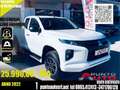 Mitsubishi L200 2.3 D Club Cab 4x4  Invite Connect bijela - thumbnail 1