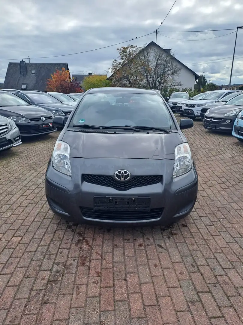 Toyota Yaris 1.0 VVT-i Cool Szürke - 1
