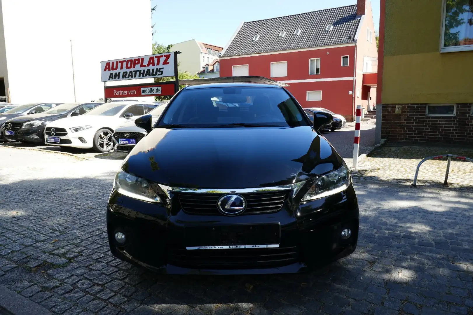 Lexus CT 200h Navi, LED aus 1. Hand, Scheckh. Schwarz - 2