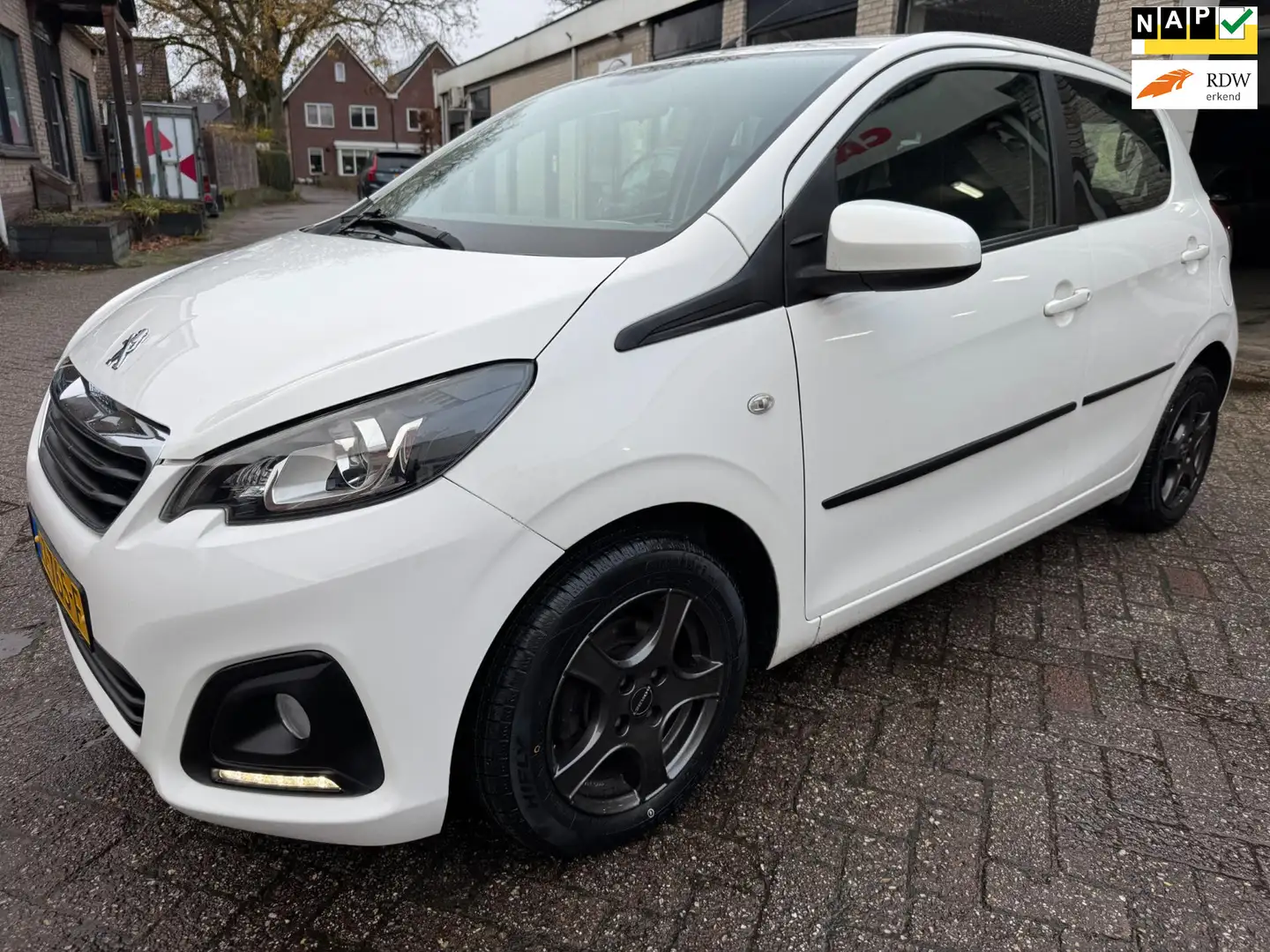Peugeot 108 1.0 e-VTi Active AIRCO ORG 54945 KM NAP O.H BOEKJE Weiß - 1