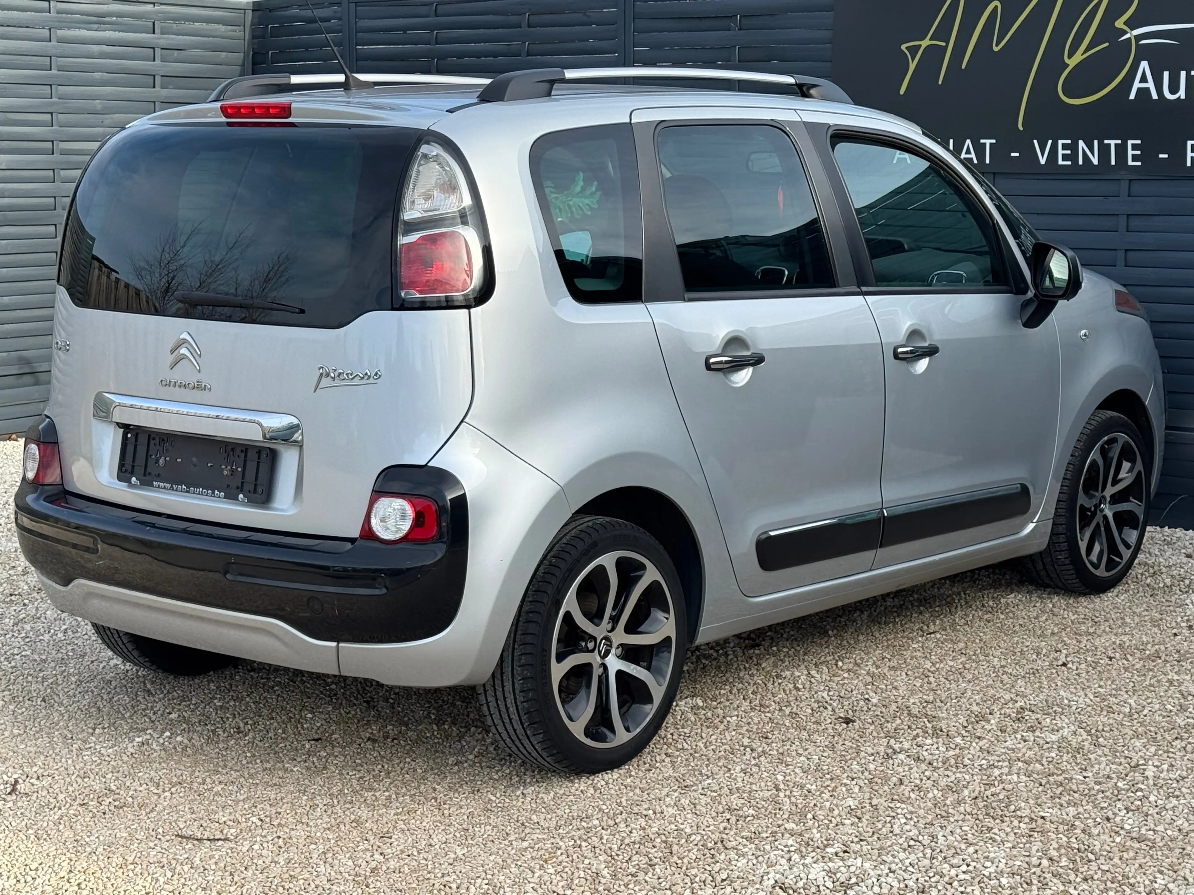 Citroen C3 Picasso 1.2i */*GPS+CAMERA+CARNET+1er Proprio*/* — photo 7