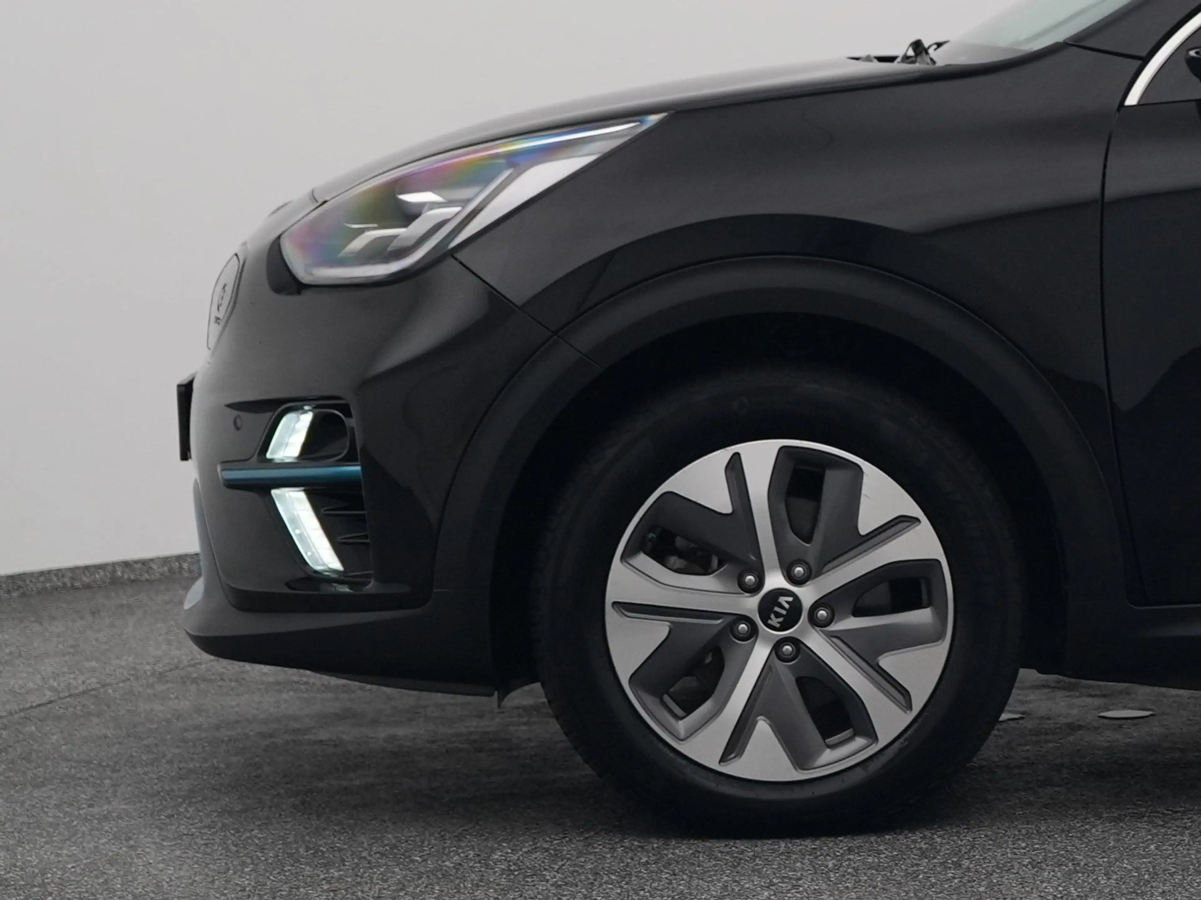 Kia e-Niro DynamicLine 64.8 kWh | KEYLESS | ADAPTIVE | CAMERA — photo 22