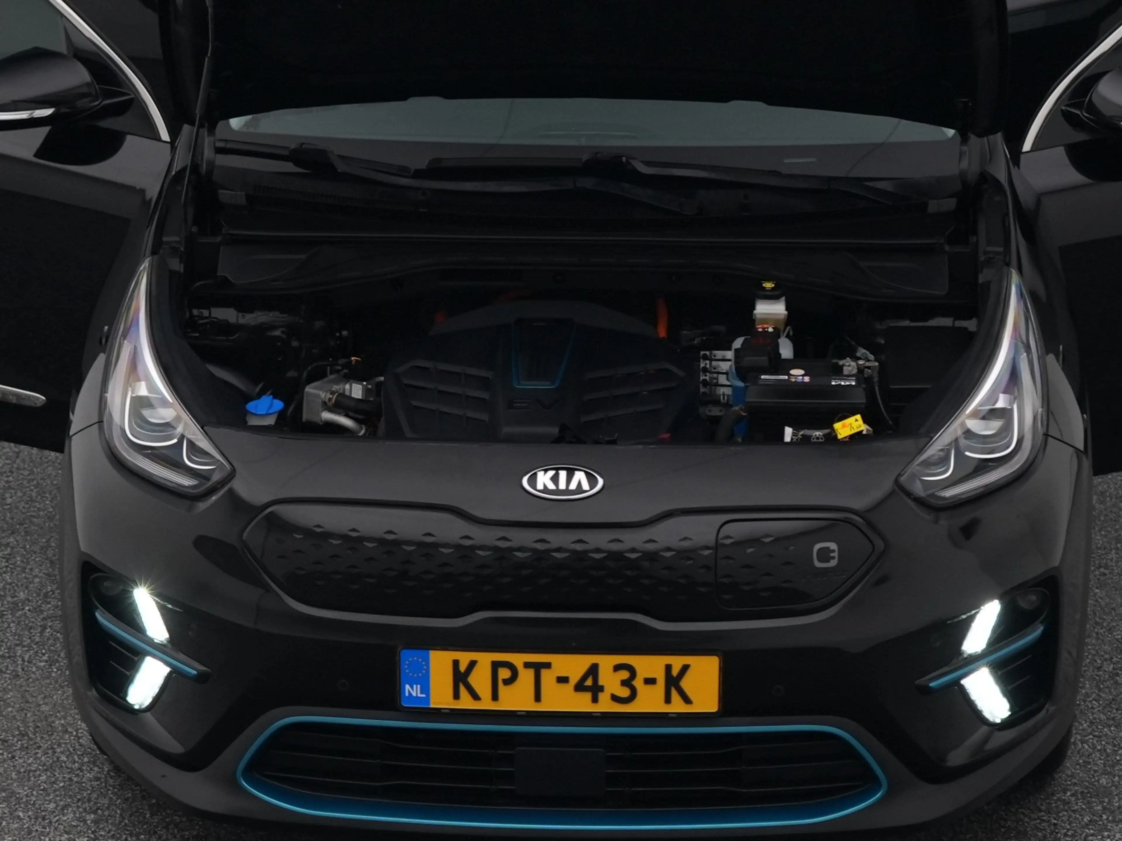 Kia e-Niro DynamicLine 64.8 kWh | KEYLESS | ADAPTIVE | CAMERA — photo 32