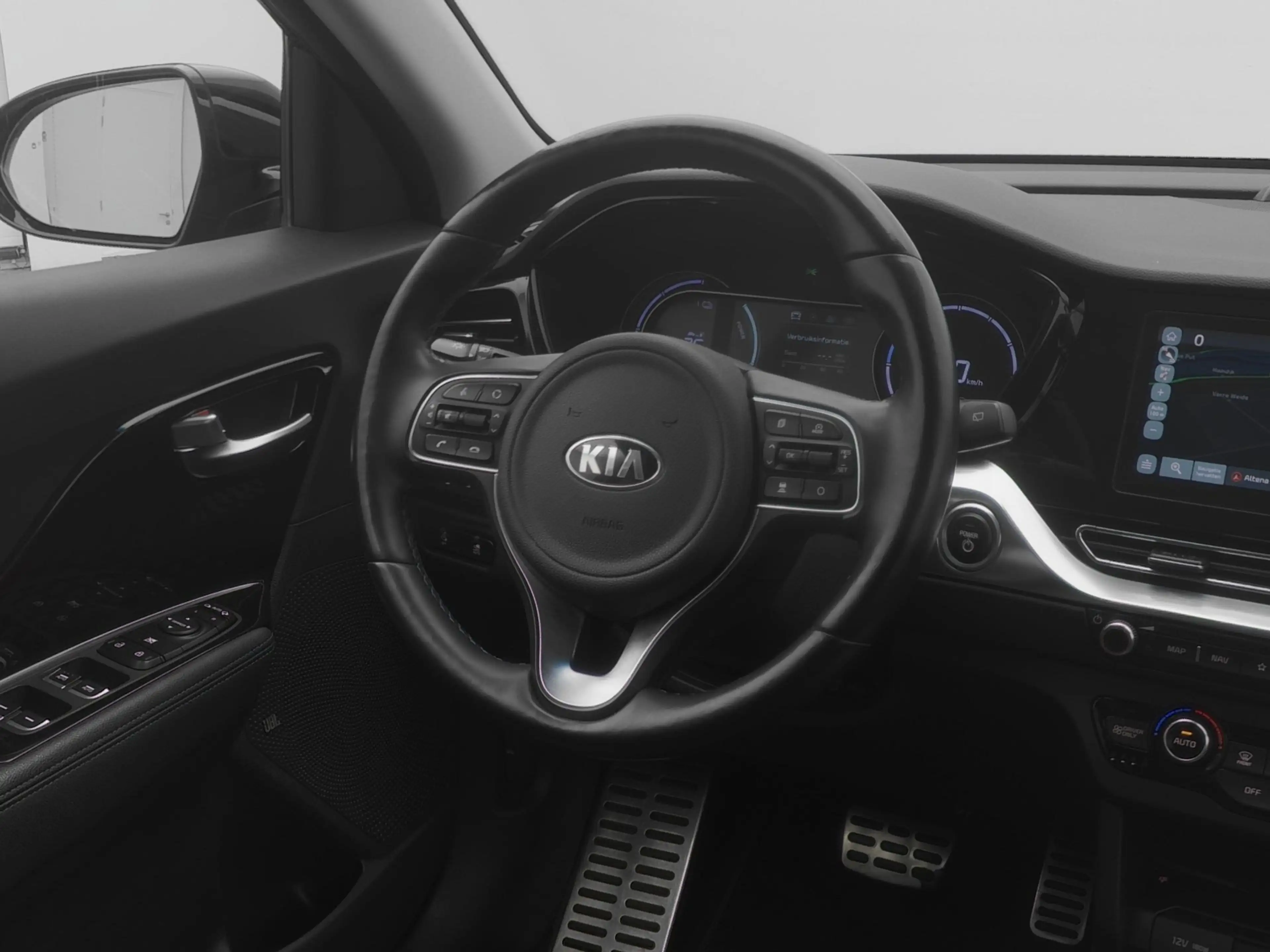 Kia e-Niro DynamicLine 64.8 kWh | KEYLESS | ADAPTIVE | CAMERA — photo 8