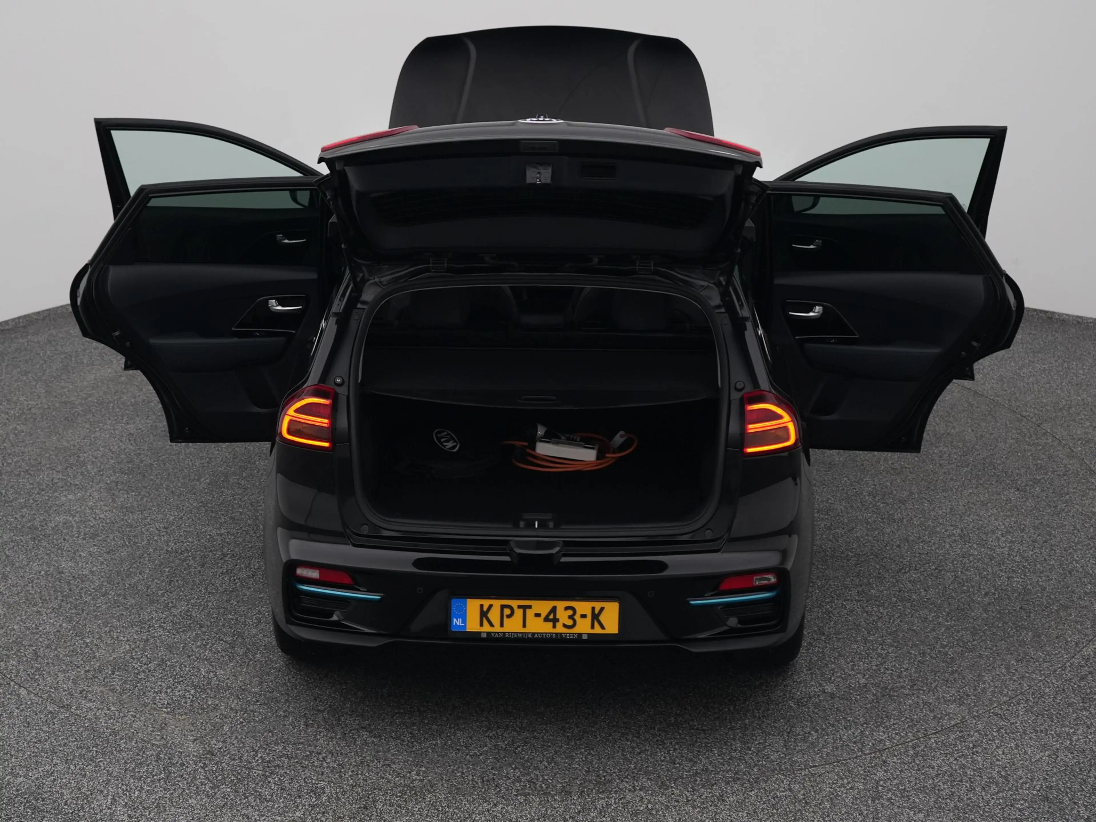 Kia e-Niro DynamicLine 64.8 kWh | KEYLESS | ADAPTIVE | CAMERA — photo 30