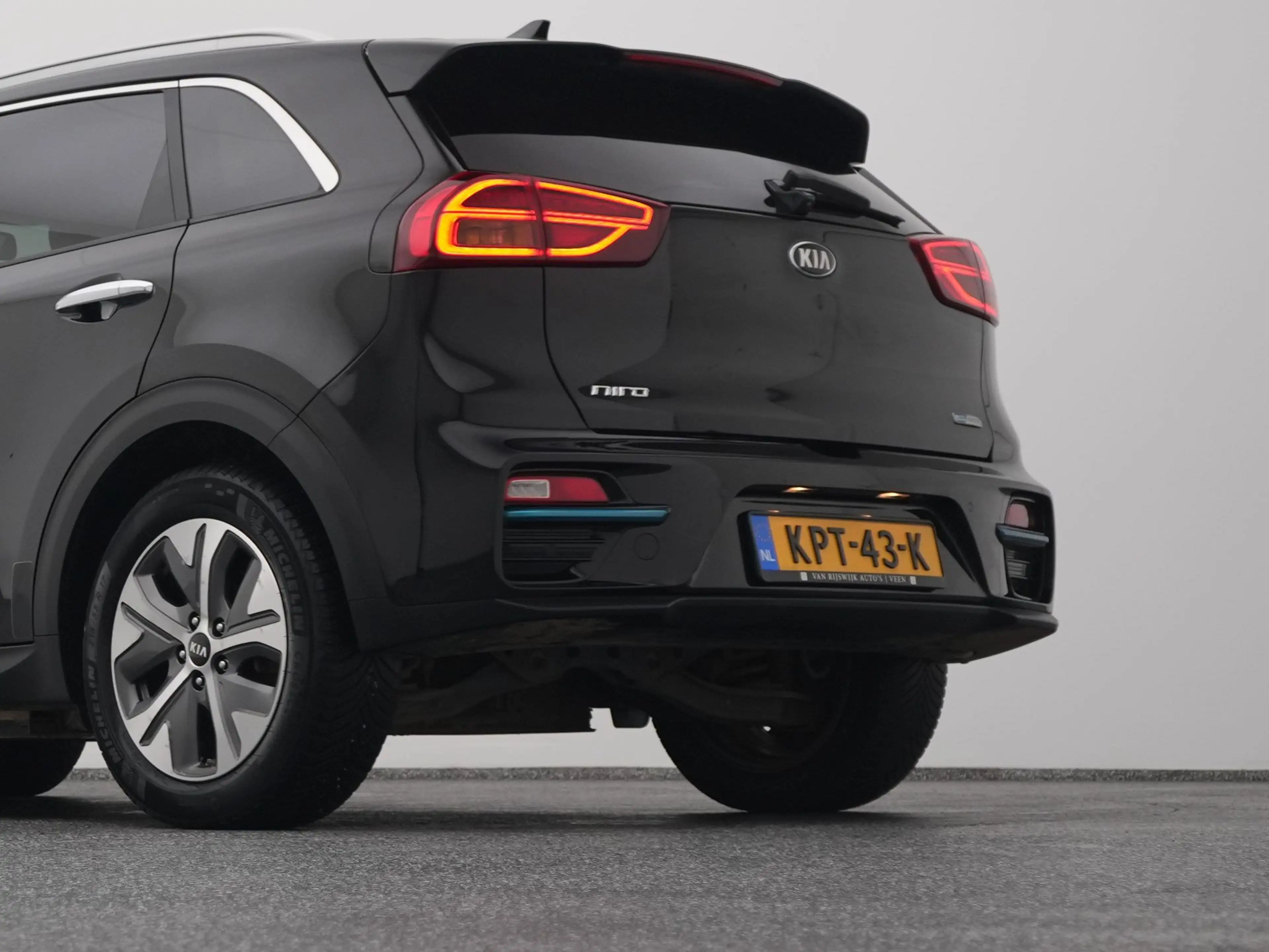 Kia e-Niro DynamicLine 64.8 kWh | KEYLESS | ADAPTIVE | CAMERA — photo 23