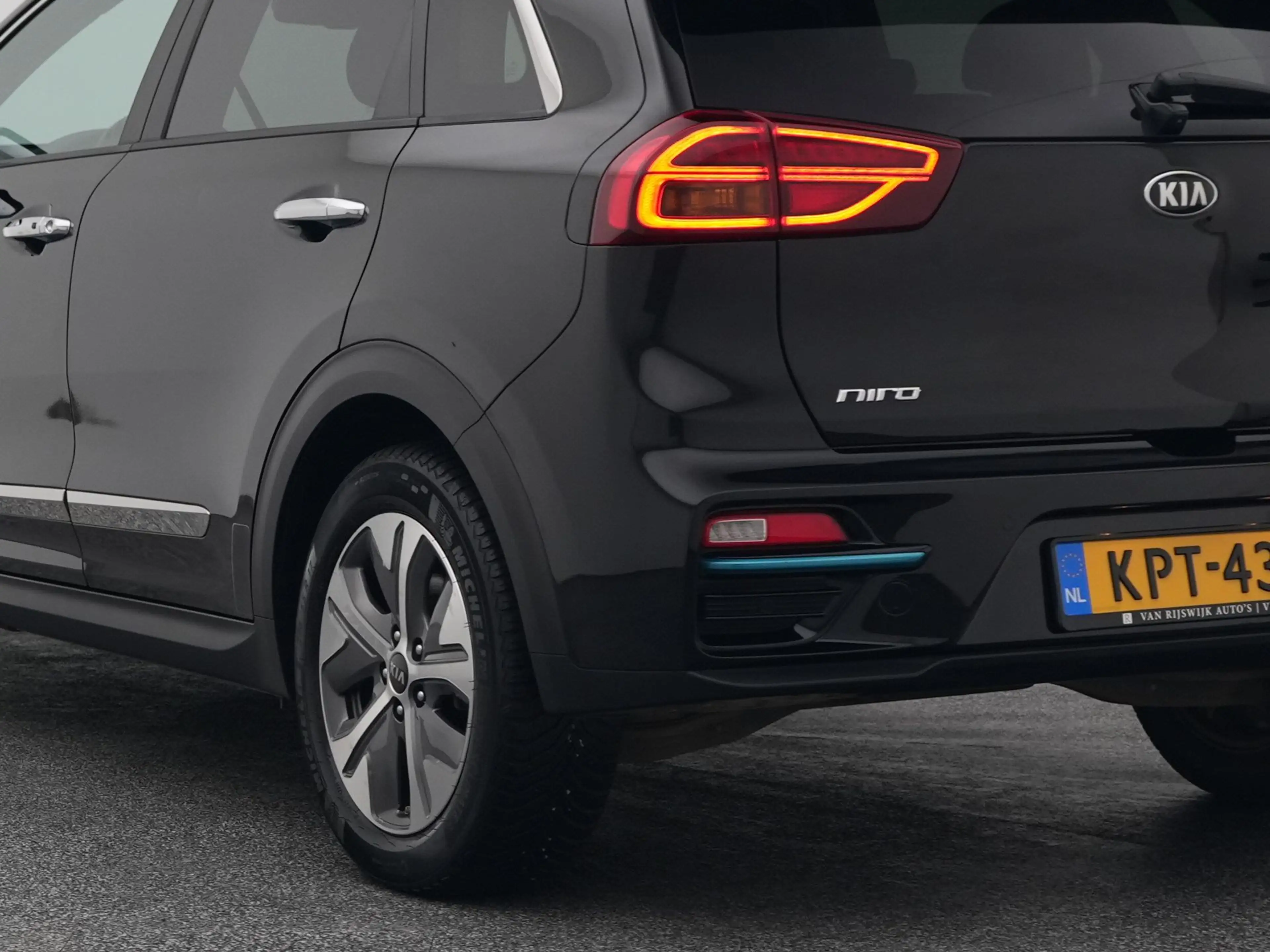 Kia e-Niro DynamicLine 64.8 kWh | KEYLESS | ADAPTIVE | CAMERA — photo 19