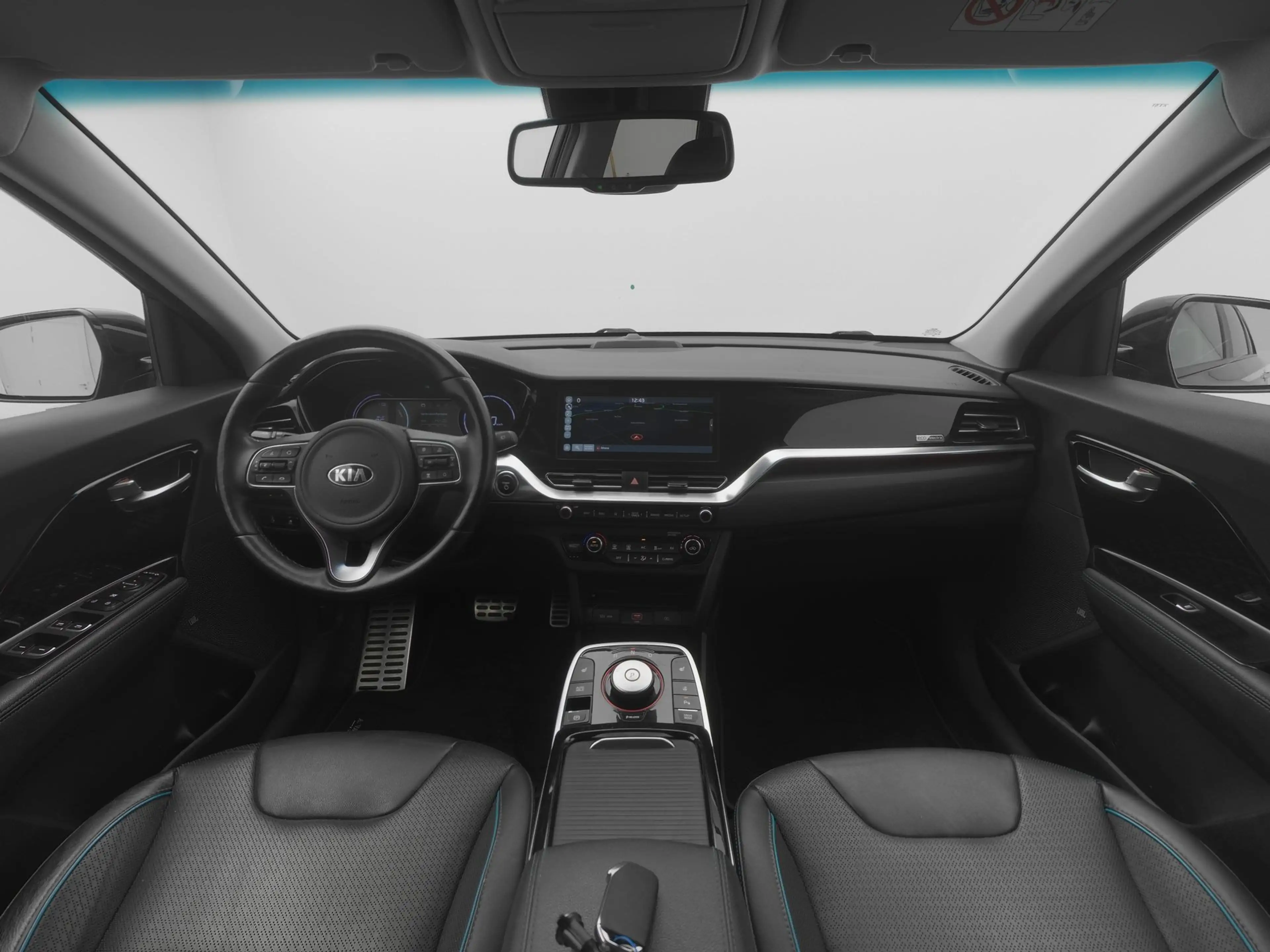 Kia e-Niro DynamicLine 64.8 kWh | KEYLESS | ADAPTIVE | CAMERA — photo 3