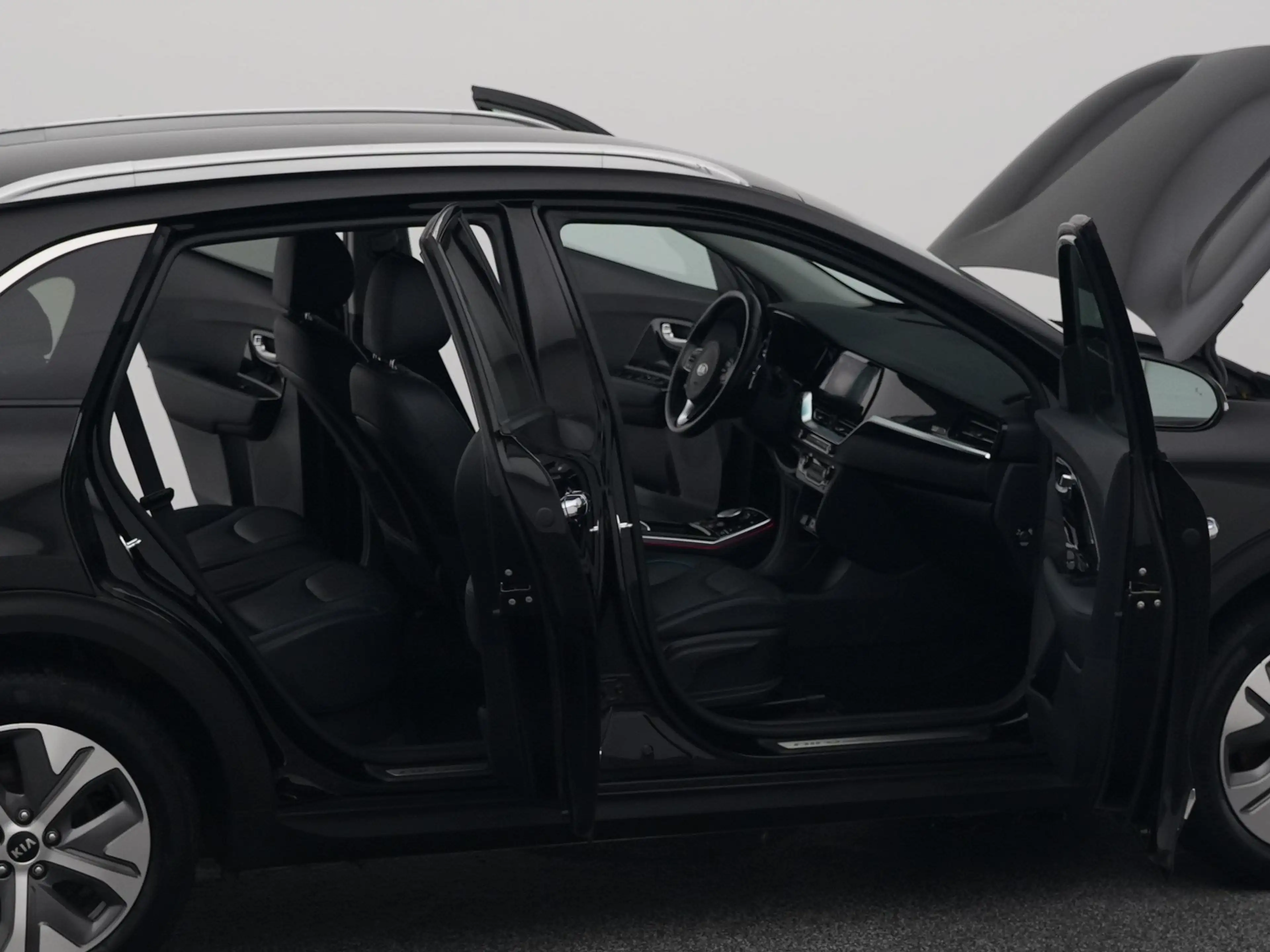 Kia e-Niro DynamicLine 64.8 kWh | KEYLESS | ADAPTIVE | CAMERA — photo 35