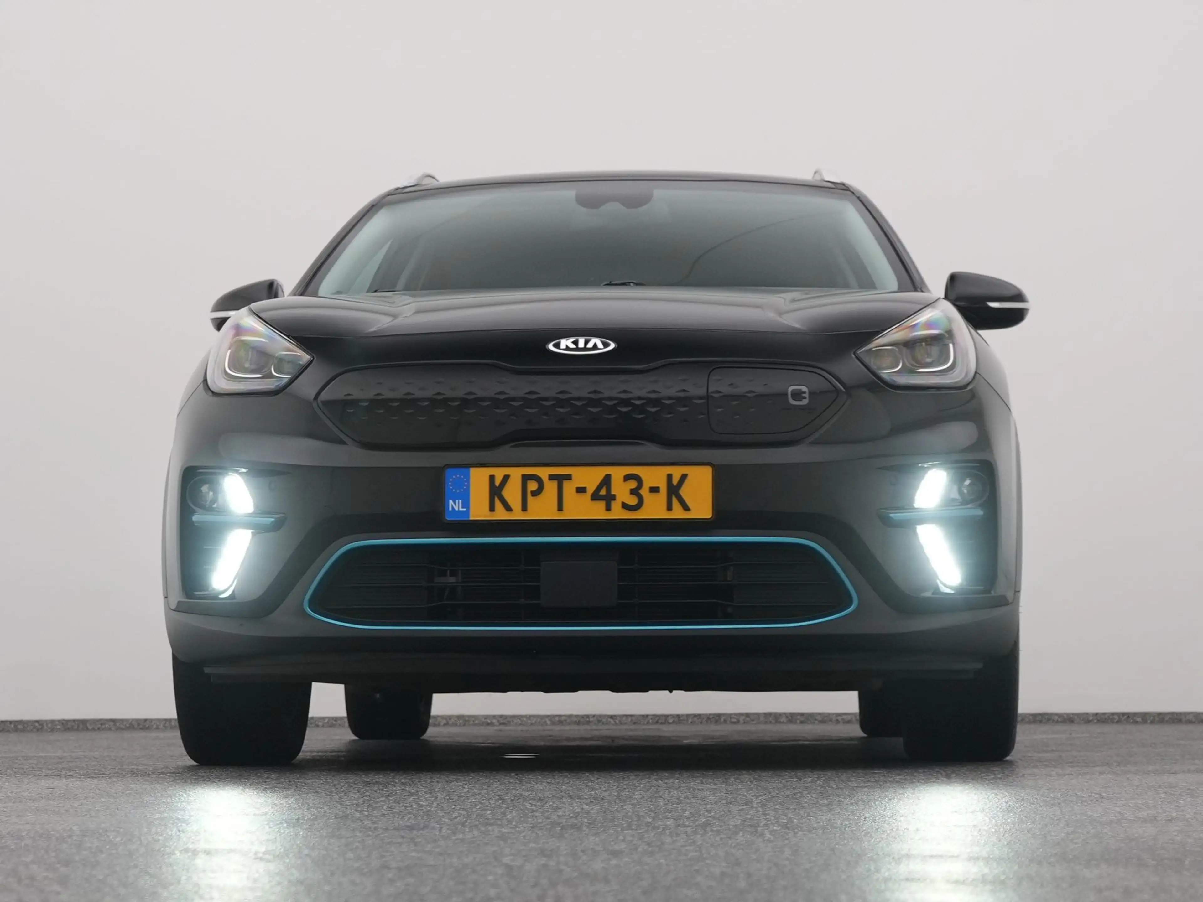 Kia e-Niro DynamicLine 64.8 kWh | KEYLESS | ADAPTIVE | CAMERA — photo 36