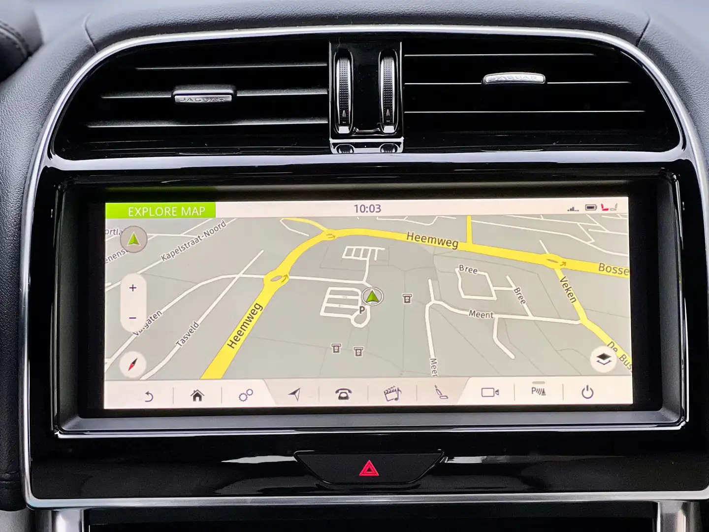 Jaguar XE XE D180 BVA Business S crna - 2