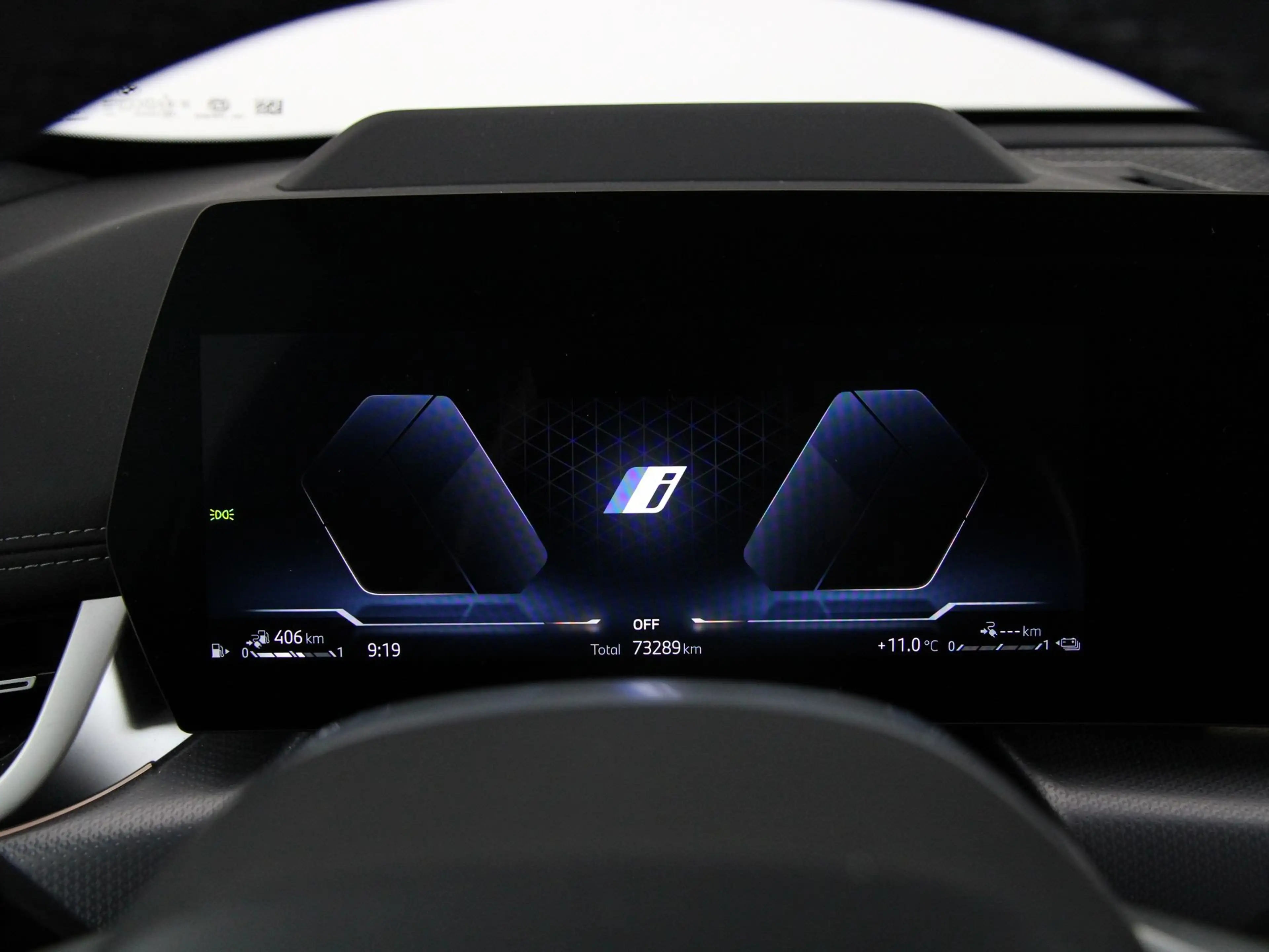BMW X1 xDrive25e M-Sport Pro — photo 3