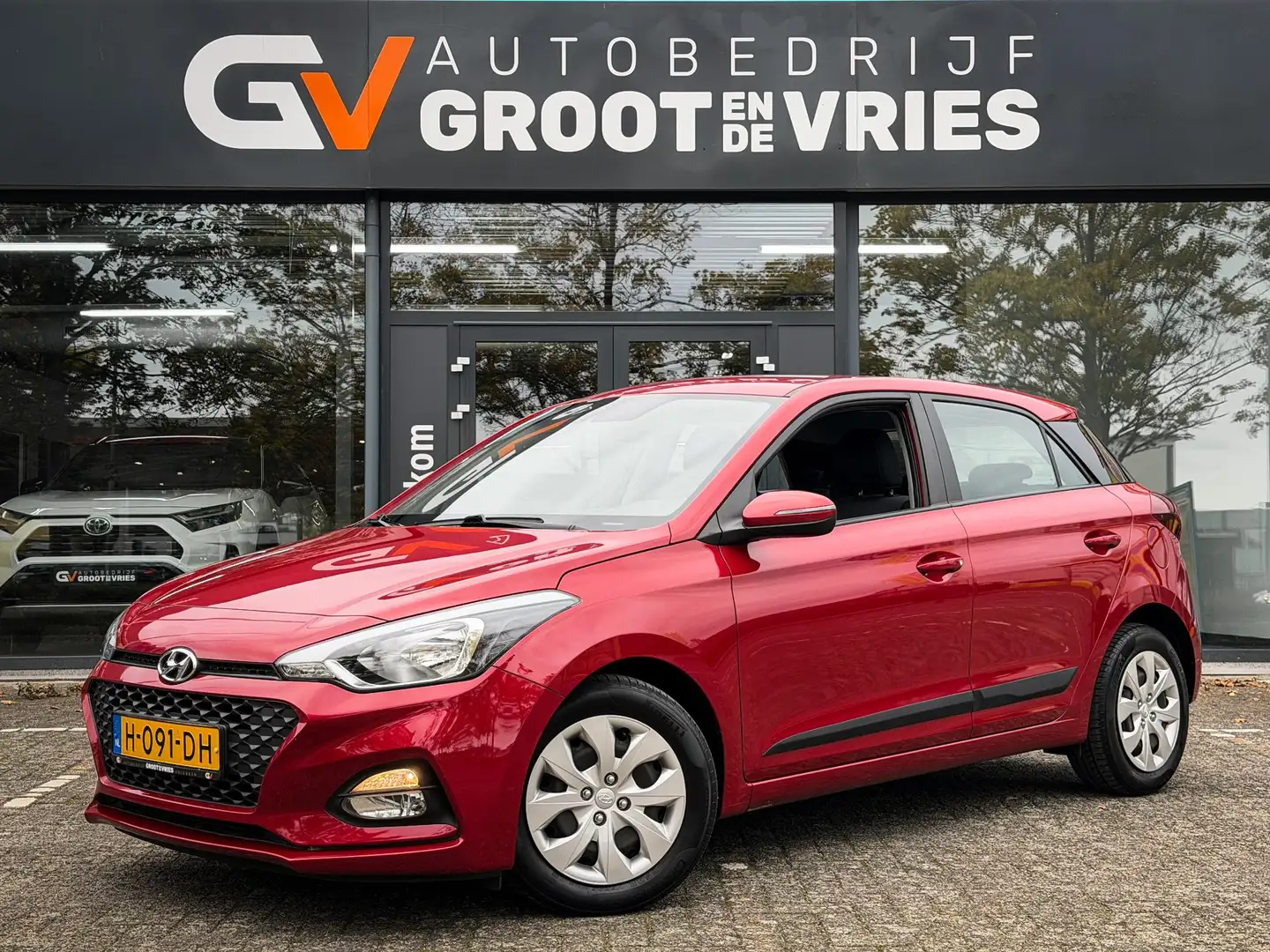 Hyundai i20 1.0 T-GDI Comfort Org. NL|1ste eig|Navi|Camera|Aut Rood - 1