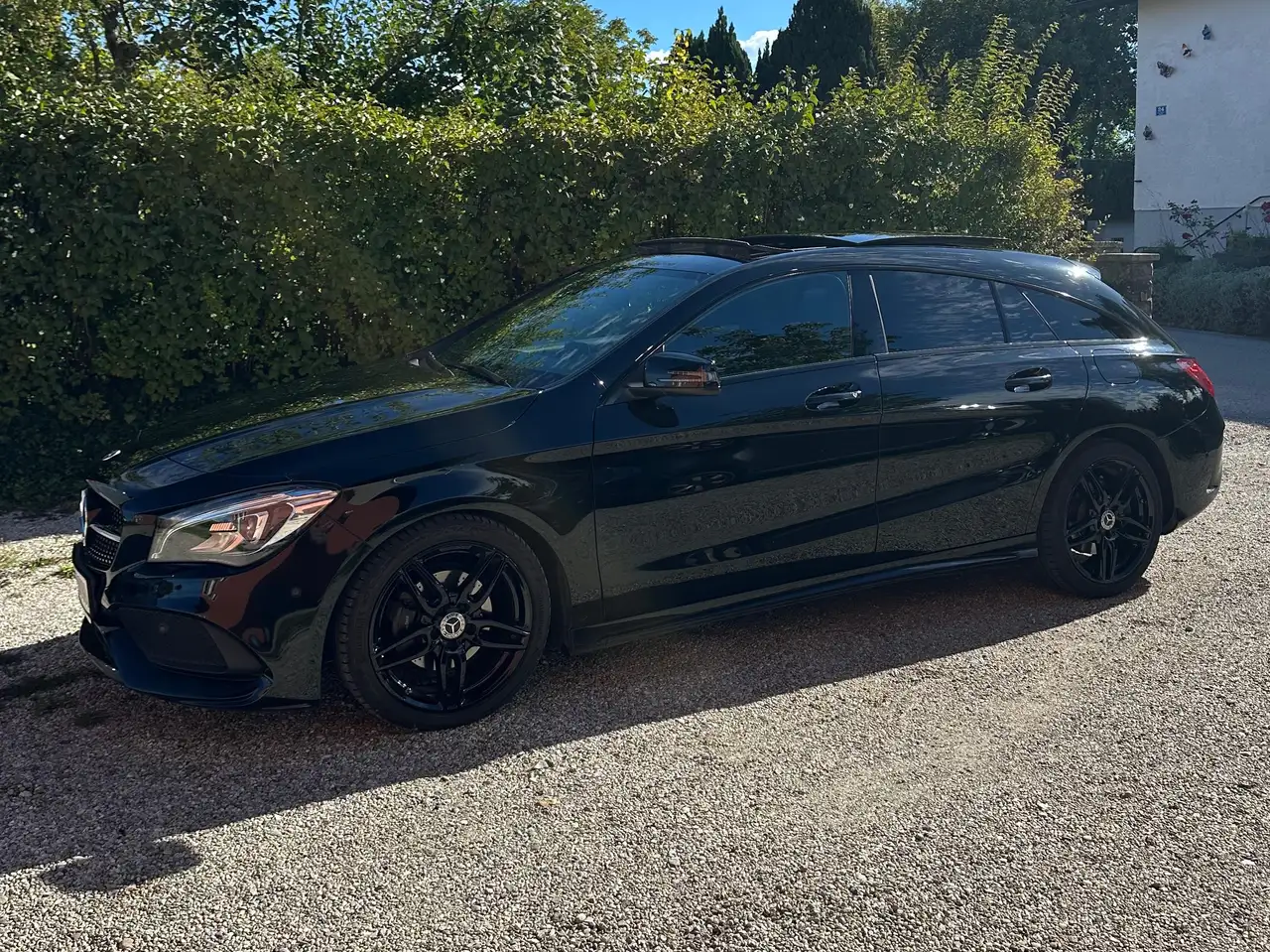 Mercedes-Benz CLA 200