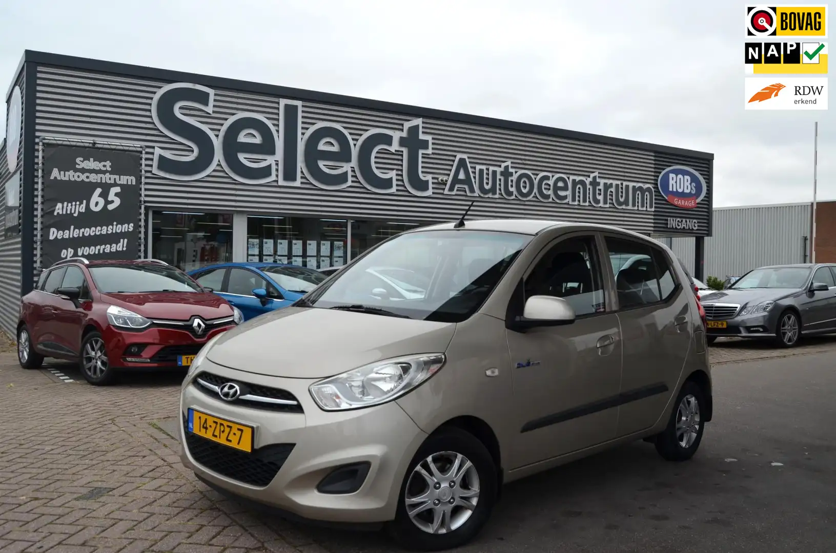 Hyundai i10 1.0 i-Drive Cool|AIRCO|PARKEERSENSOREN|SPORTVELGEN Beige - 1
