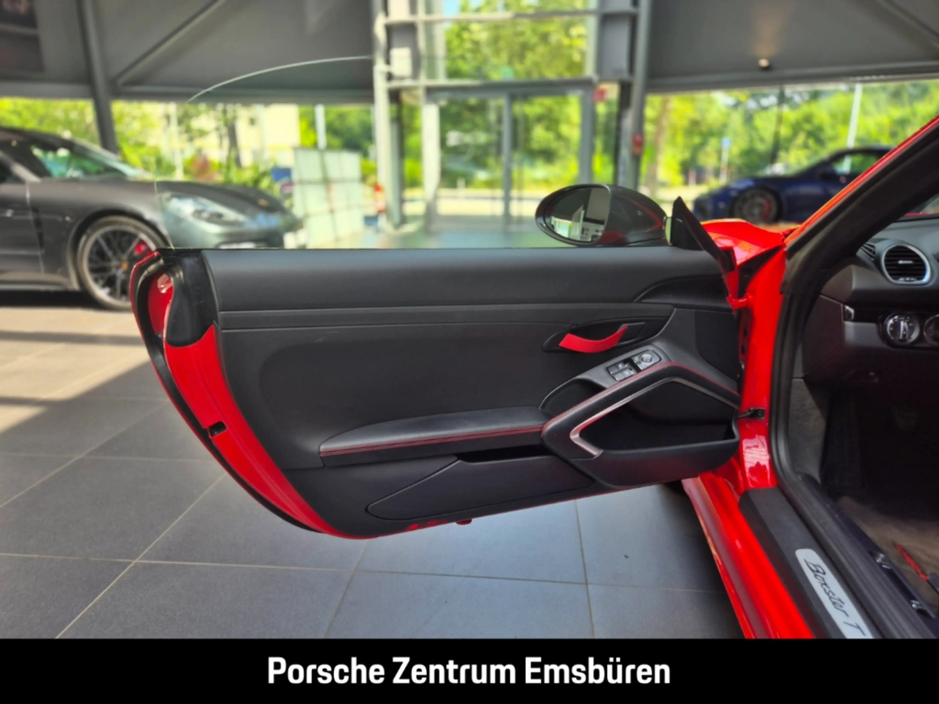 Porsche Boxster T SportDesign Parkassistent PCM Servo-Plus 64L — photo 4
