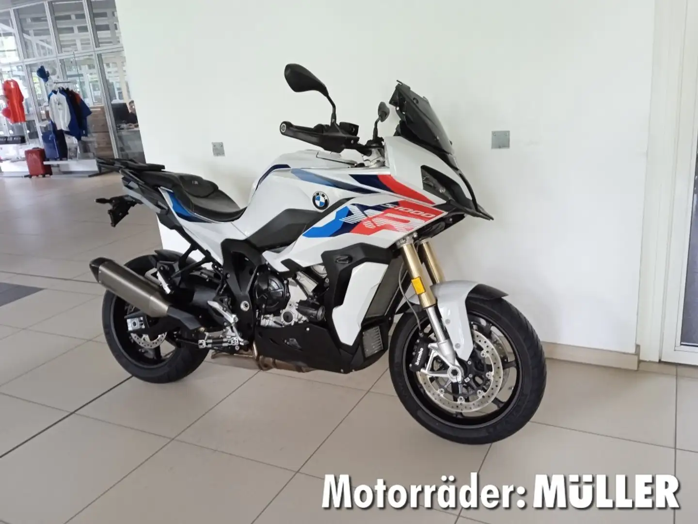 BMW S 1000 XR 2 Pakete, M Schmiederäder, Dyn. ESA Pro Weiß - 2