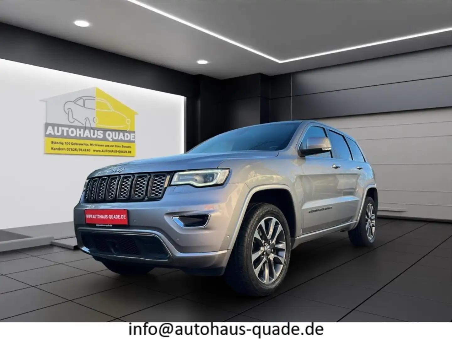 Jeep Grand Cherokee 3.0 CRD Overland Park-Assistent Luftfederung Nivea Grau - 1