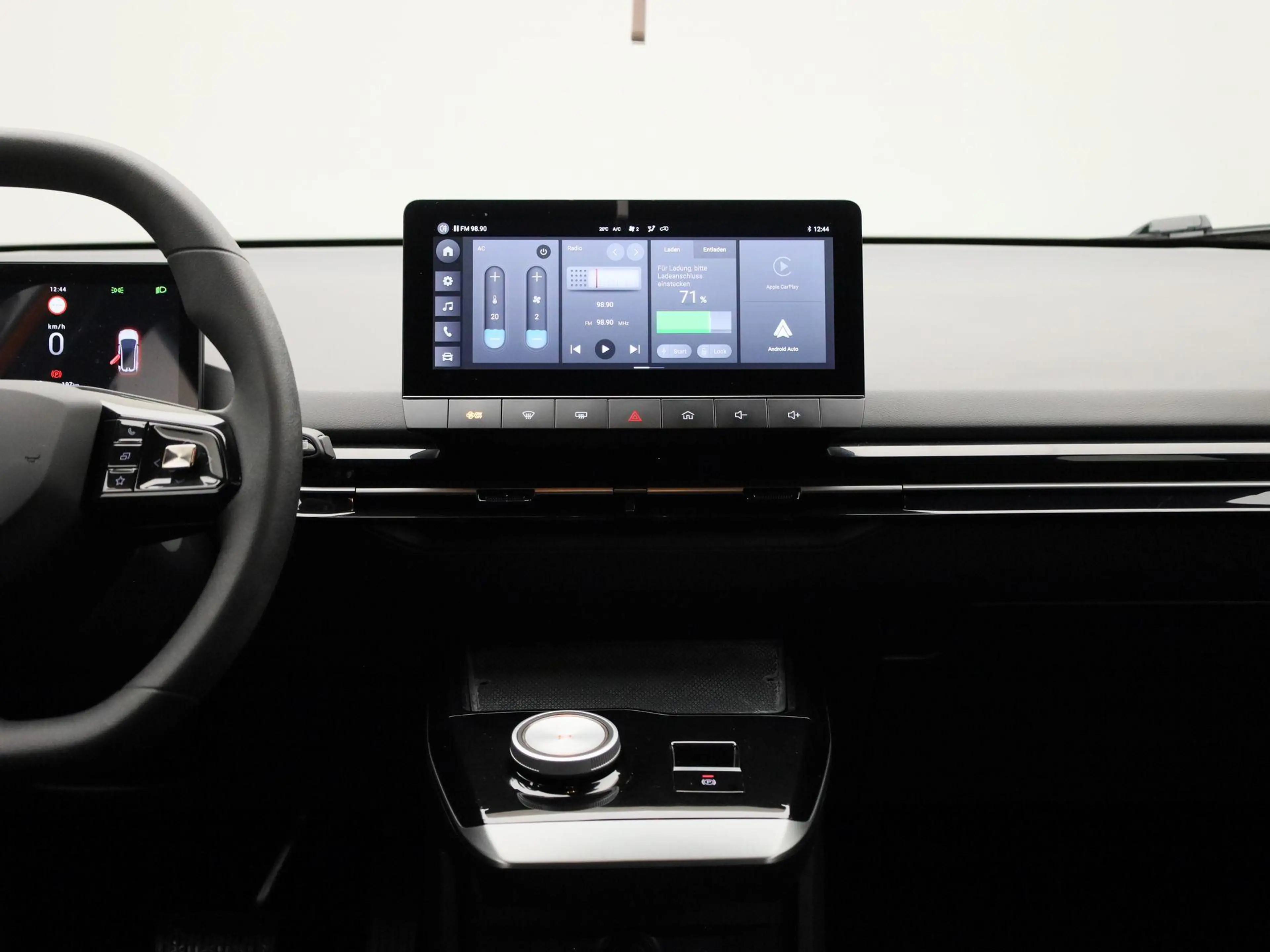 MG MG4 51 kWh Standard | APPLE CARPLAY | CLIMATE CONTROL — photo 9