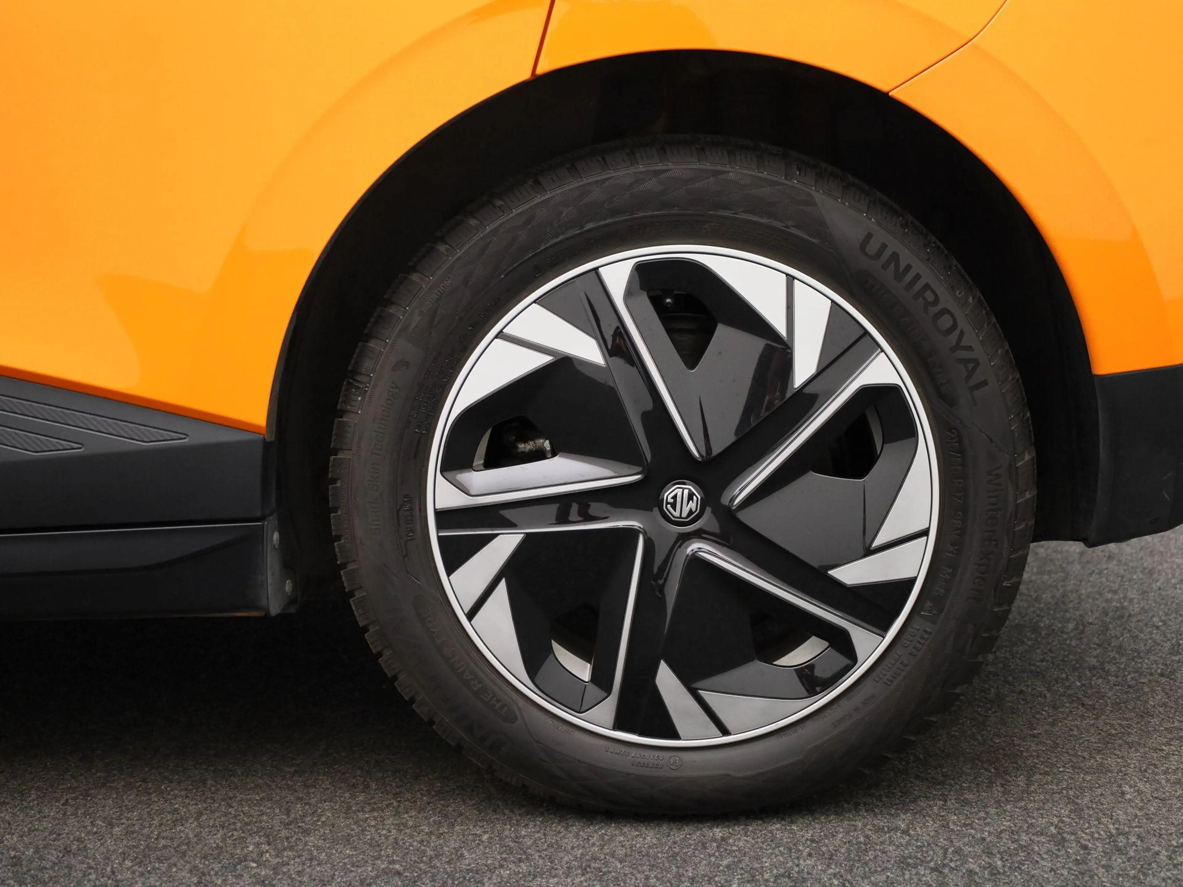 MG MG4 51 kWh Standard | APPLE CARPLAY | CLIMATE CONTROL — photo 13