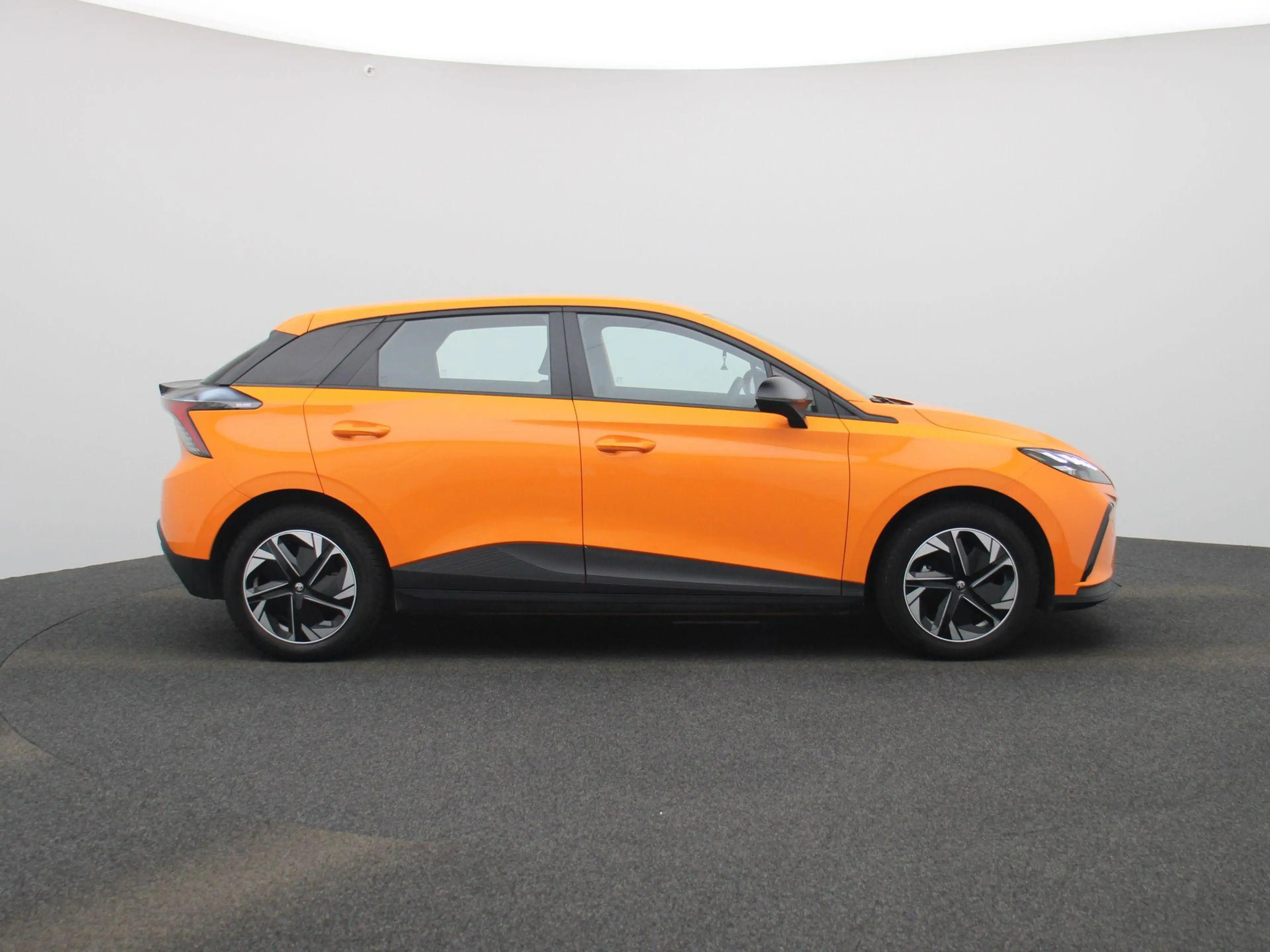 MG MG4 51 kWh Standard | APPLE CARPLAY | CLIMATE CONTROL — photo 6