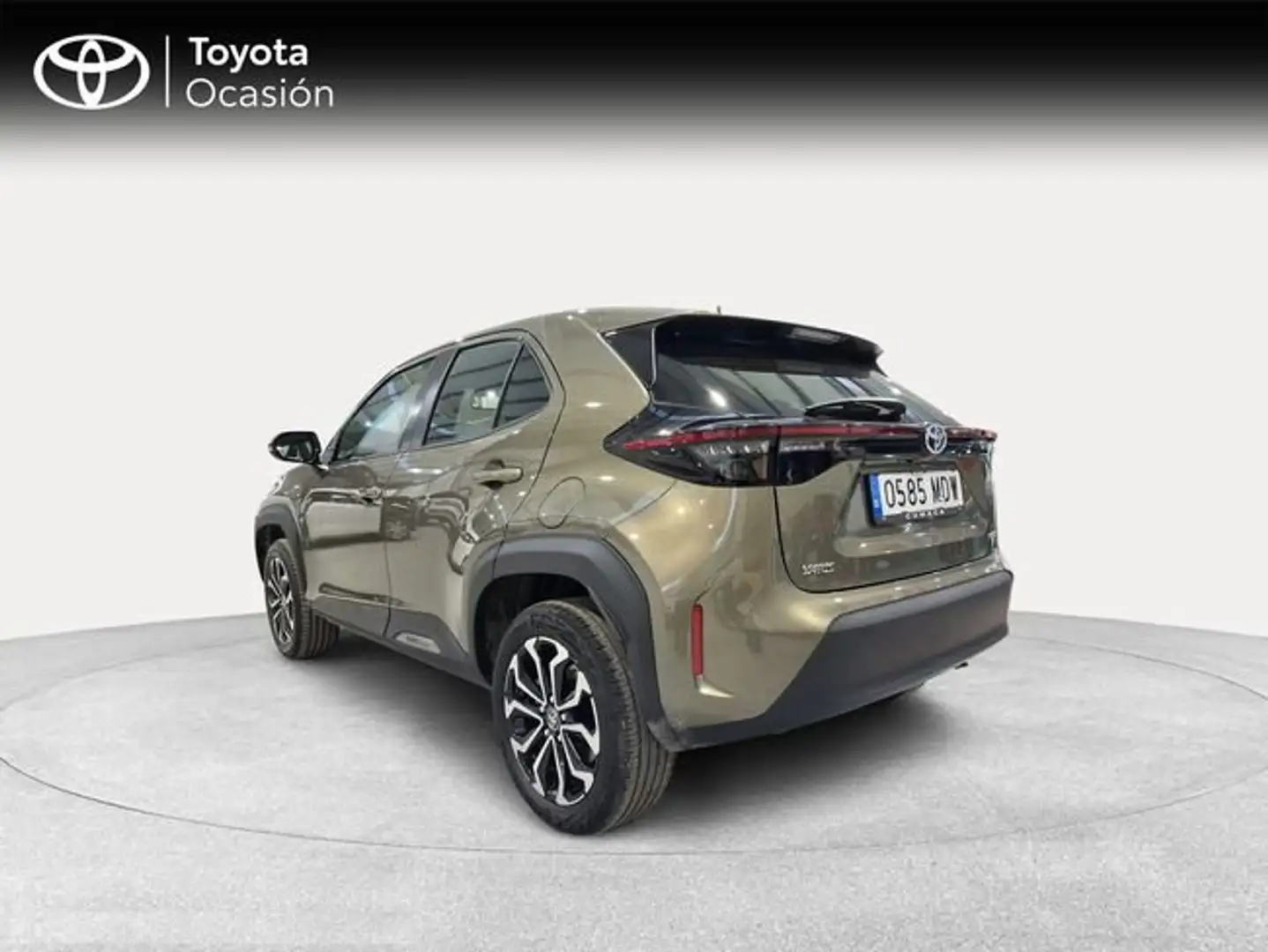 Toyota Yaris Cross 1.5 120H Active Tech Marrón - 2