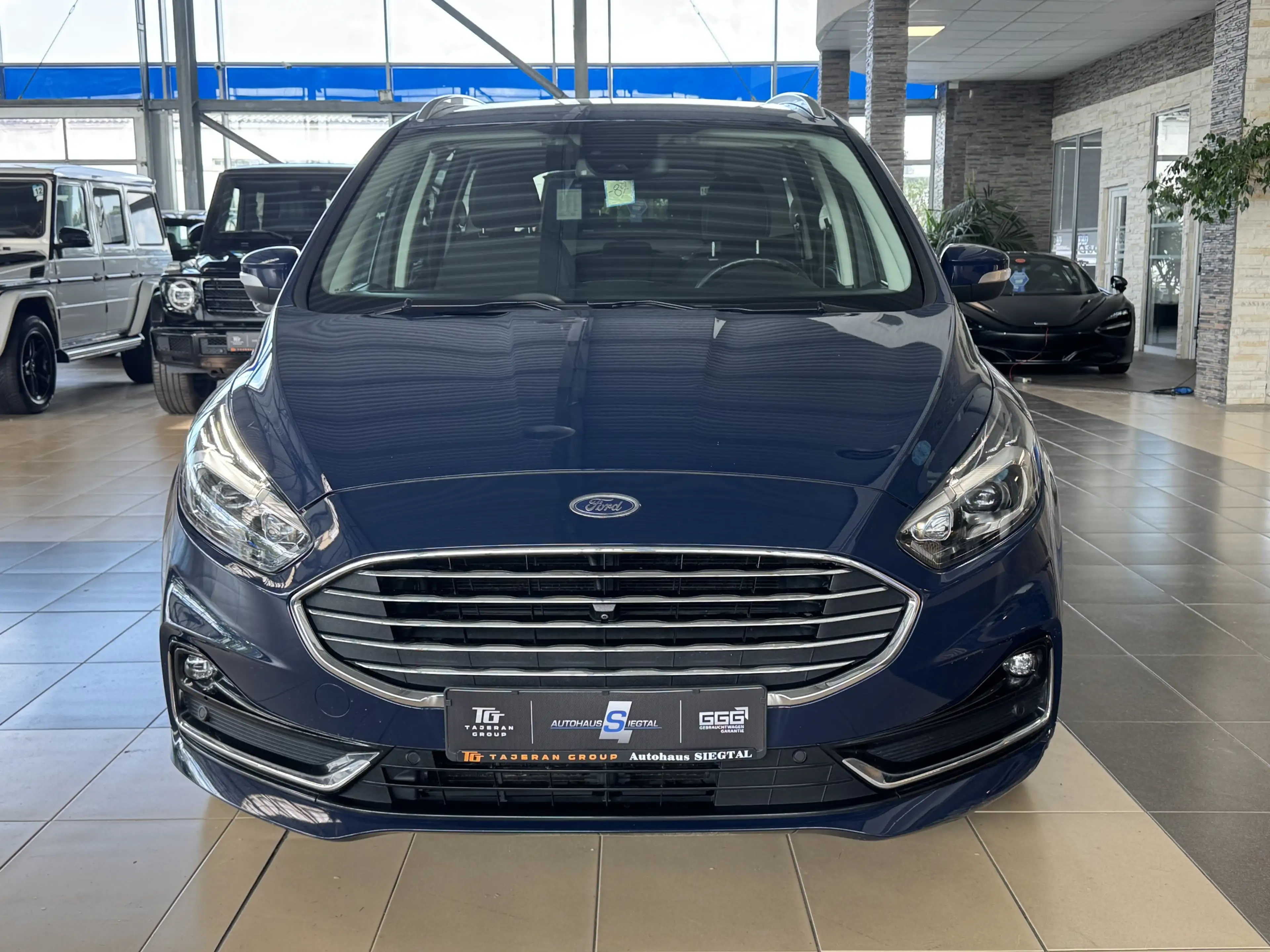 Ford Galaxy Hybrid Titanium 7-Sitzer R.Cam Navi ACC — photo 2