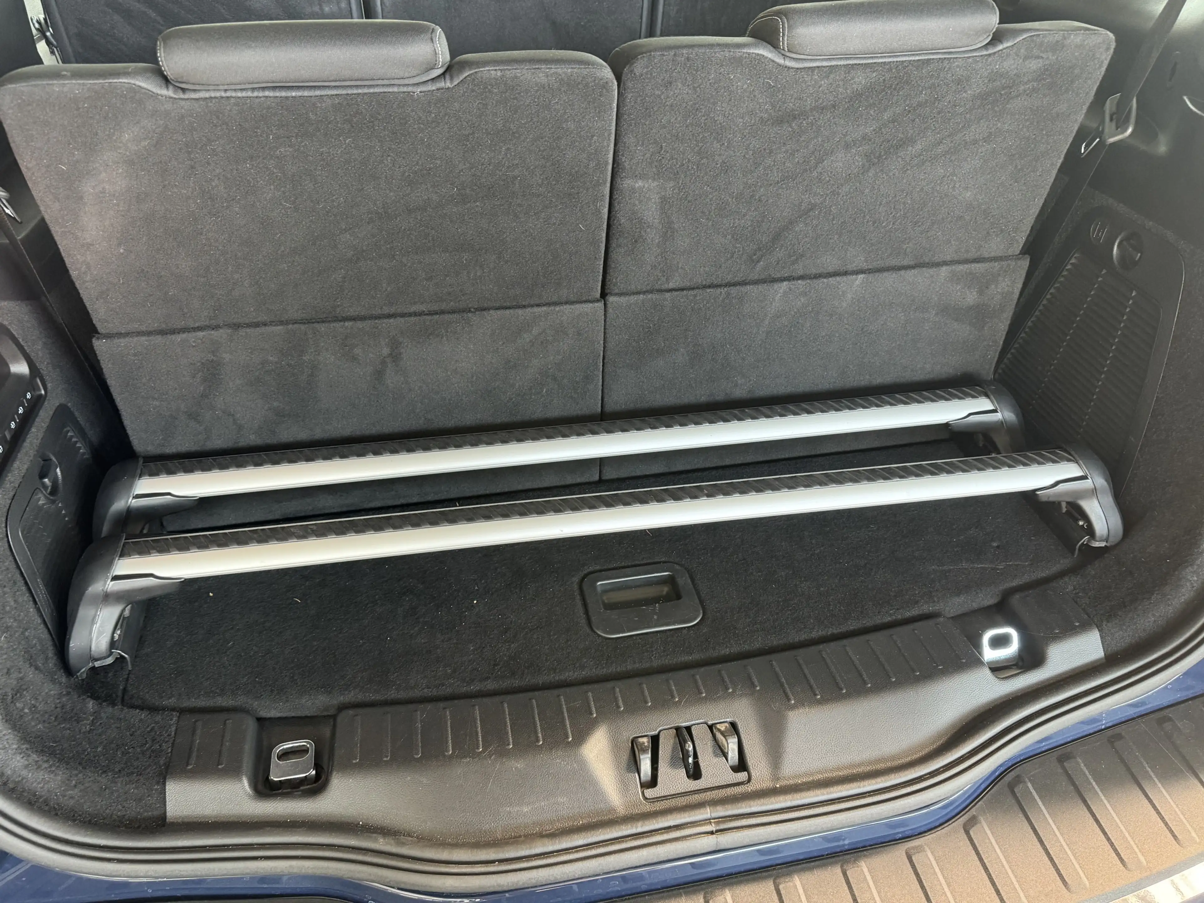 Ford Galaxy Hybrid Titanium 7-Sitzer R.Cam Navi ACC — photo 9