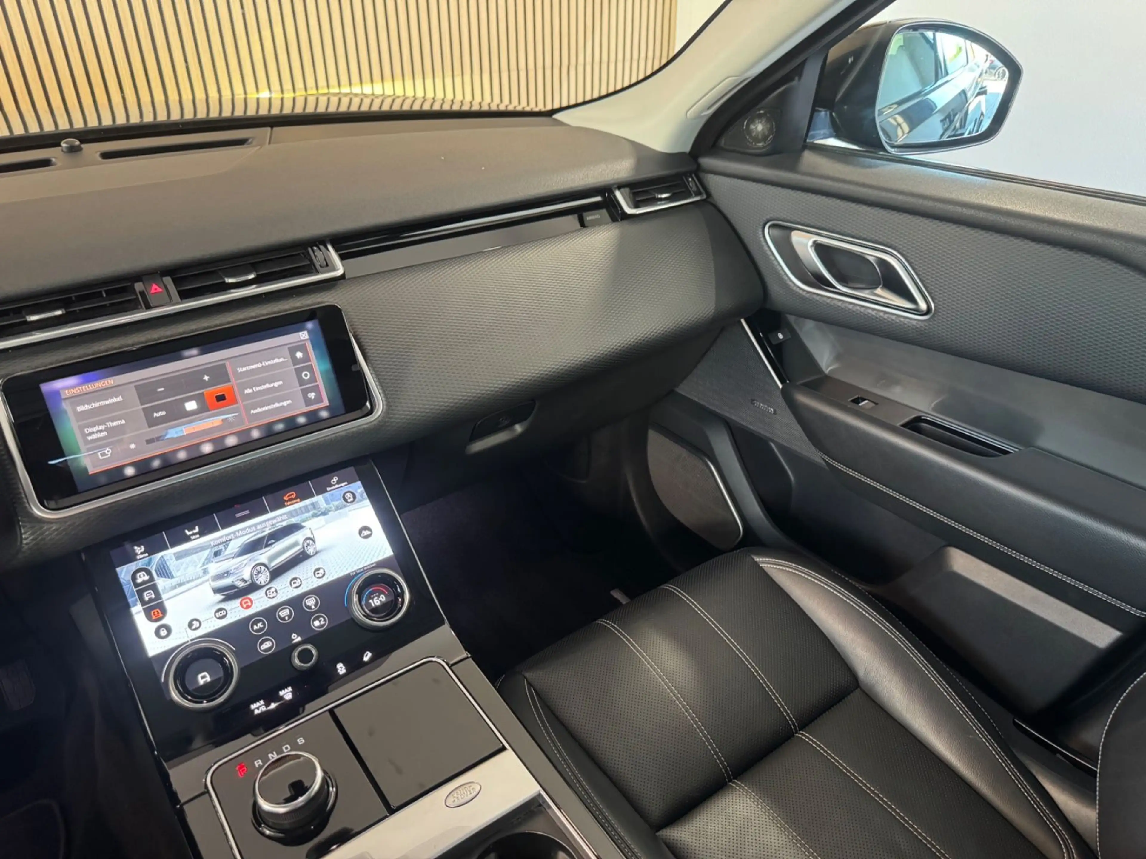 Land Rover Range Rover Velar SE *PANO/STD.-HZG/MERIDIAN/AHK — photo 15