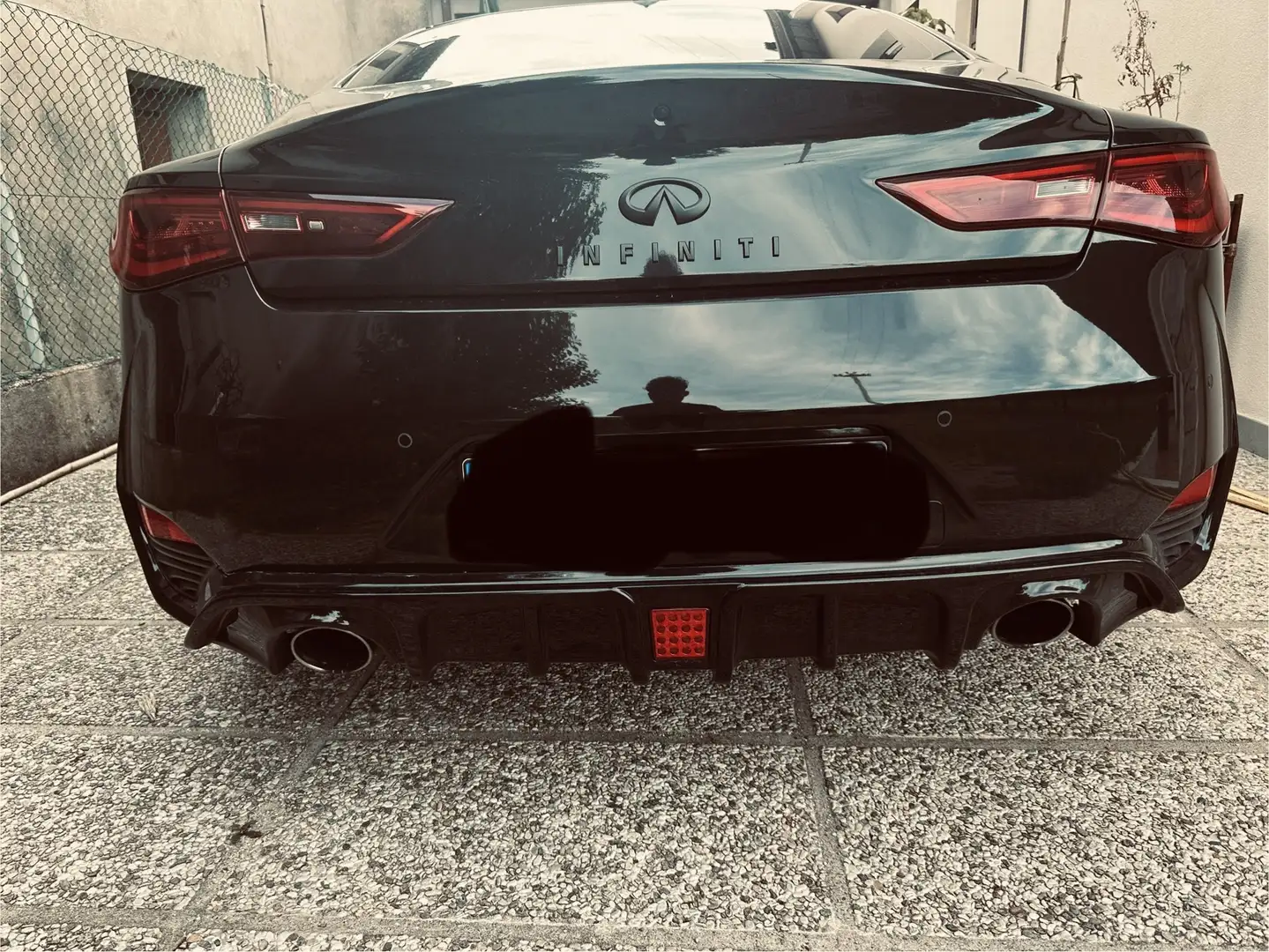 Infiniti Q60 Coupe 2.0t S Sport Tech auto - 2
