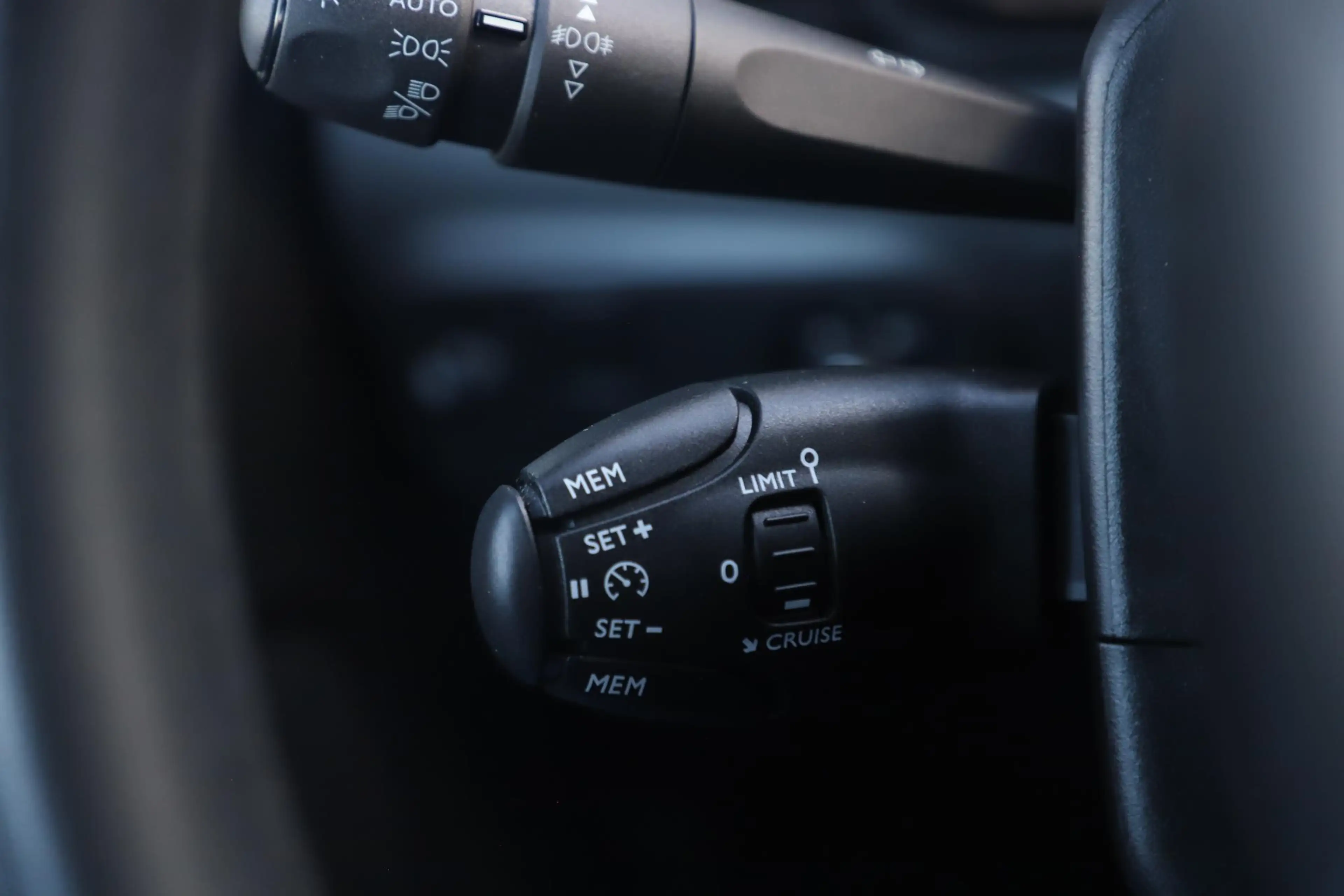 Citroen C3 1.2 PureTech Feel Navigatie Carplay Android Climat — photo 11
