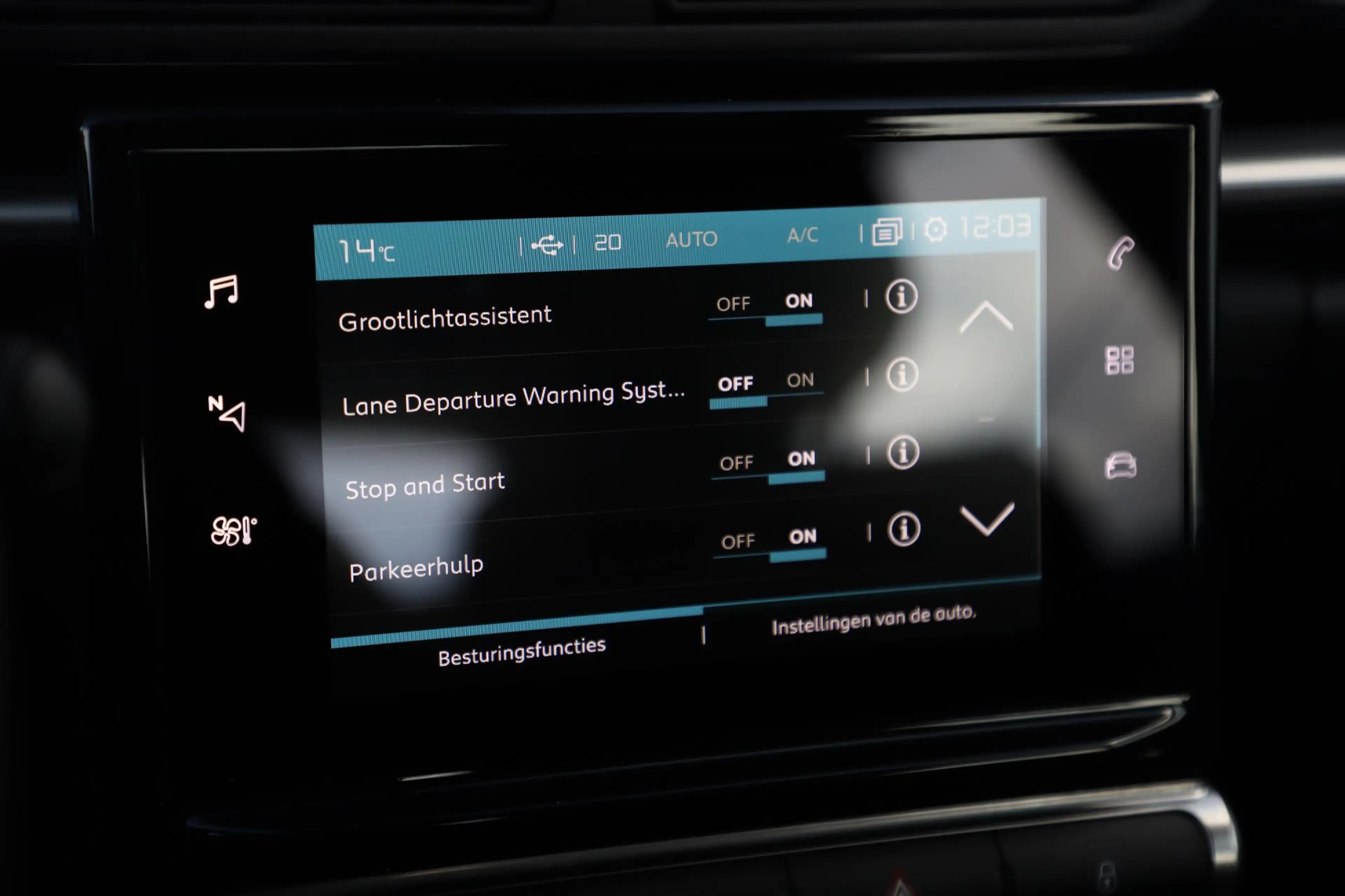 Citroen C3 1.2 PureTech Feel Navigatie Carplay Android Climat — photo 17
