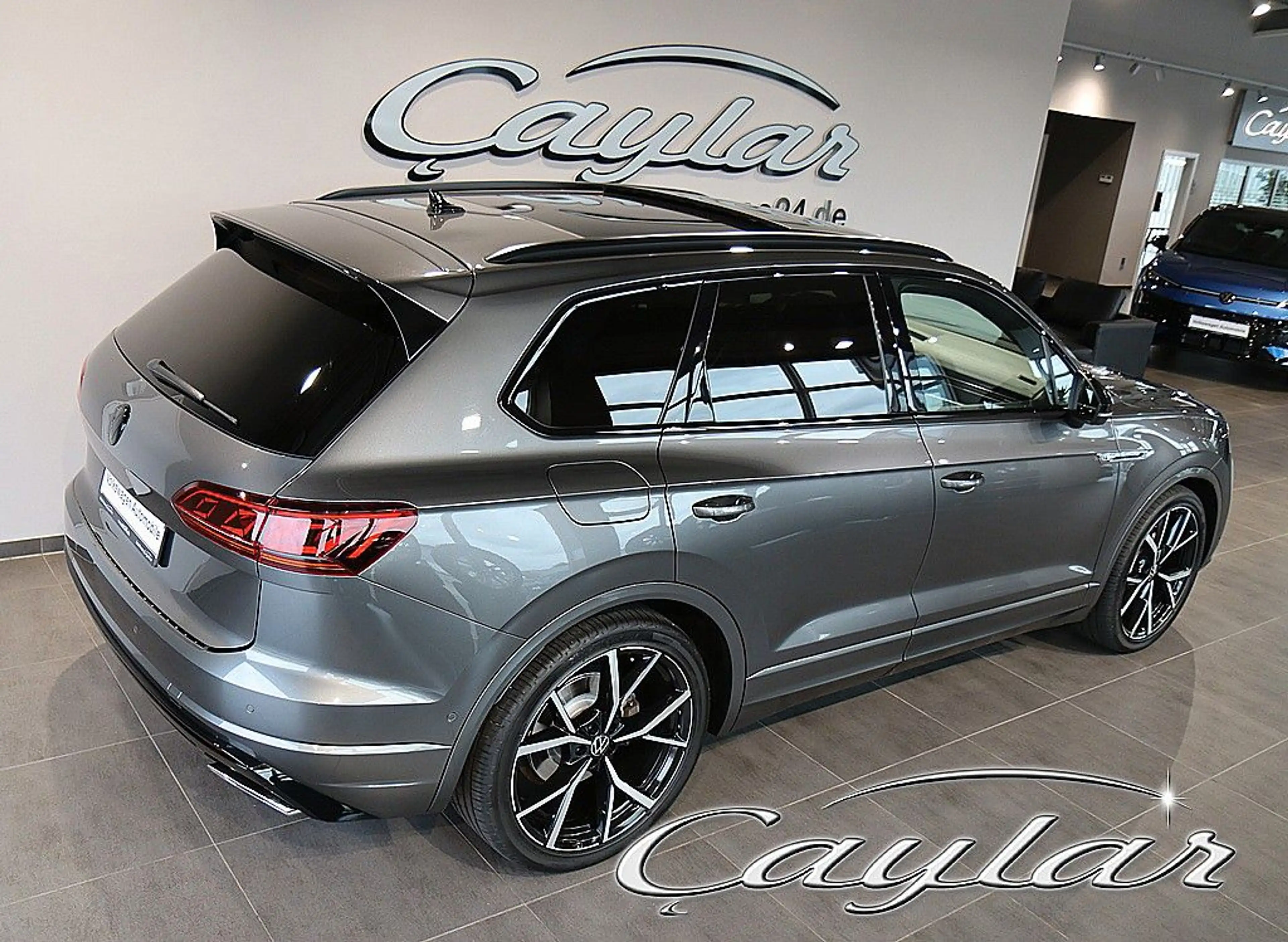 Volkswagen Touareg TOUAREG R-LINE MASSAGE SITZBELÜFT DYNAUDIO AHK — photo 10